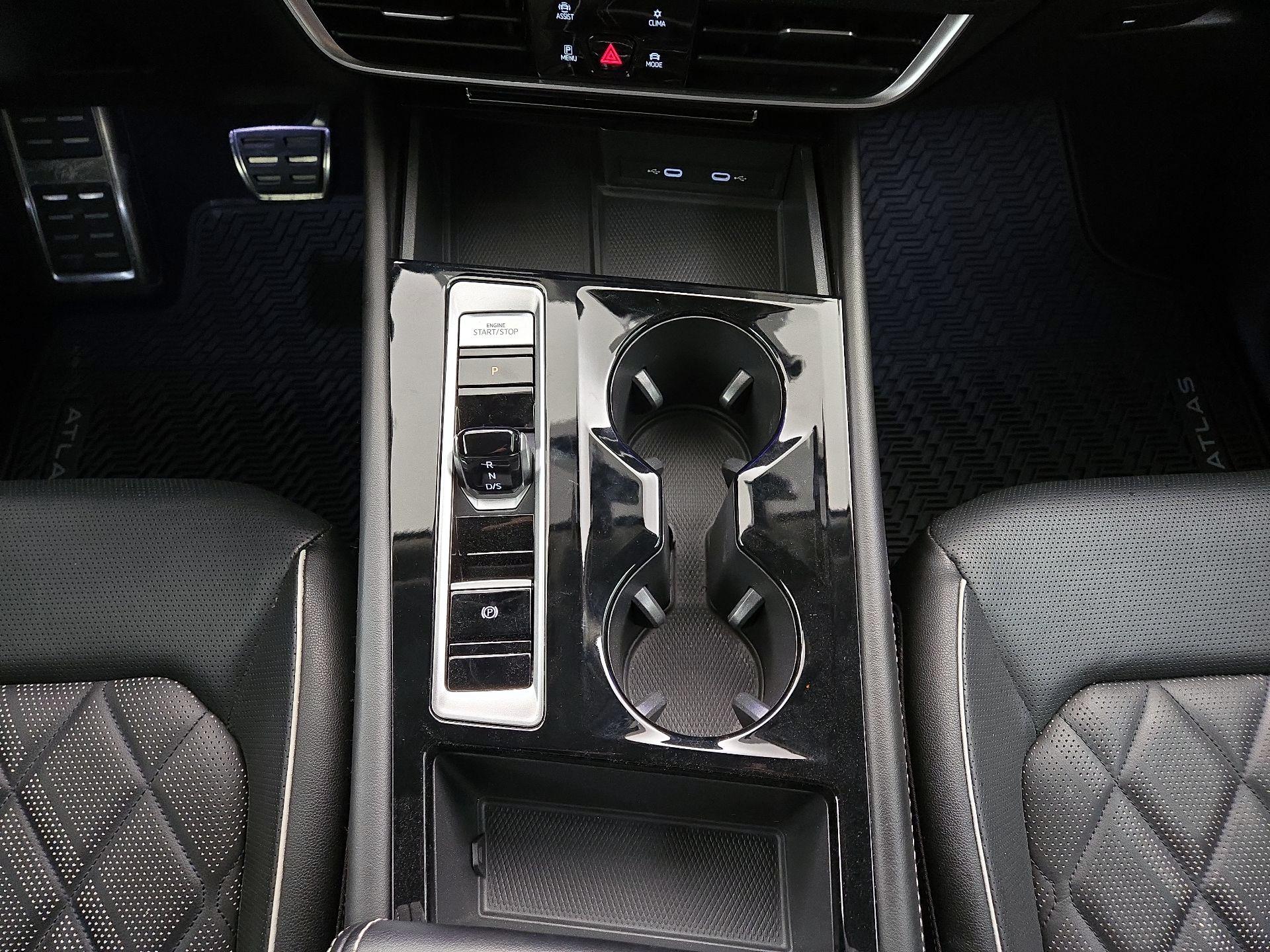 Thumbnail: 2024 Volkswagen Atlas - 18