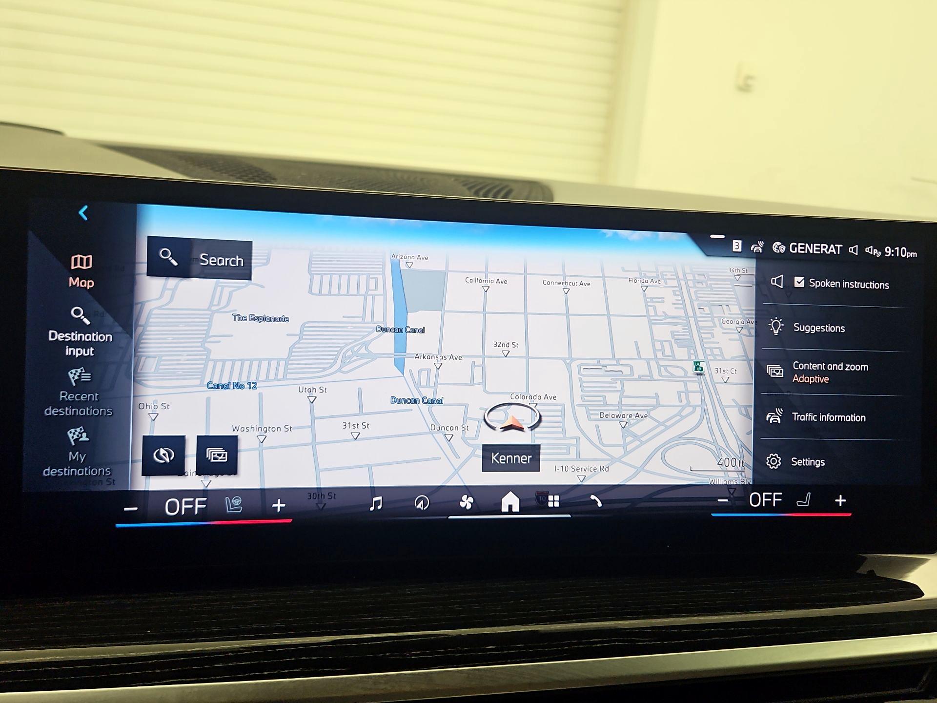 Thumbnail: 2024 BMW X6 - 14