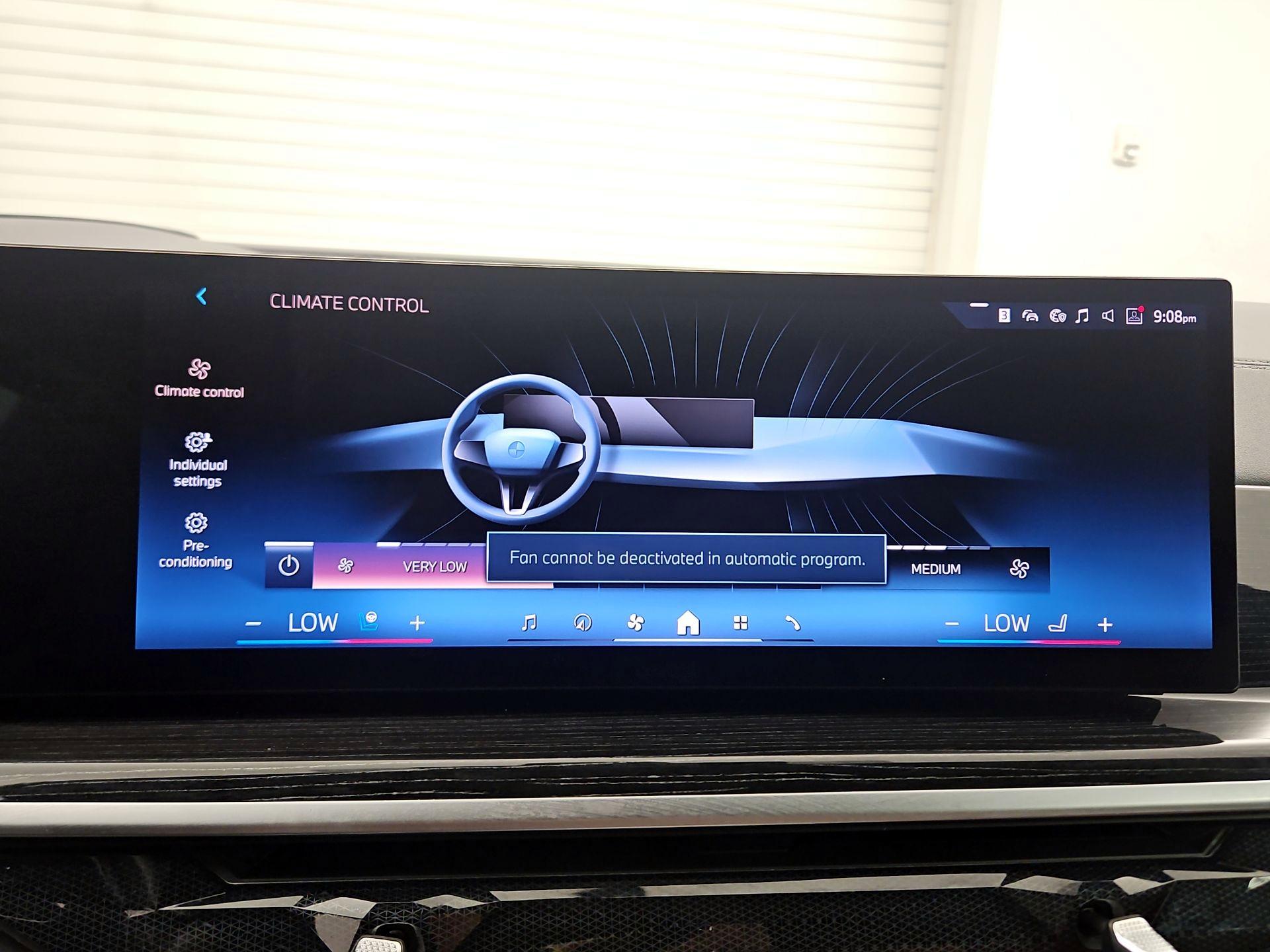 Thumbnail: 2024 BMW X6 - 17