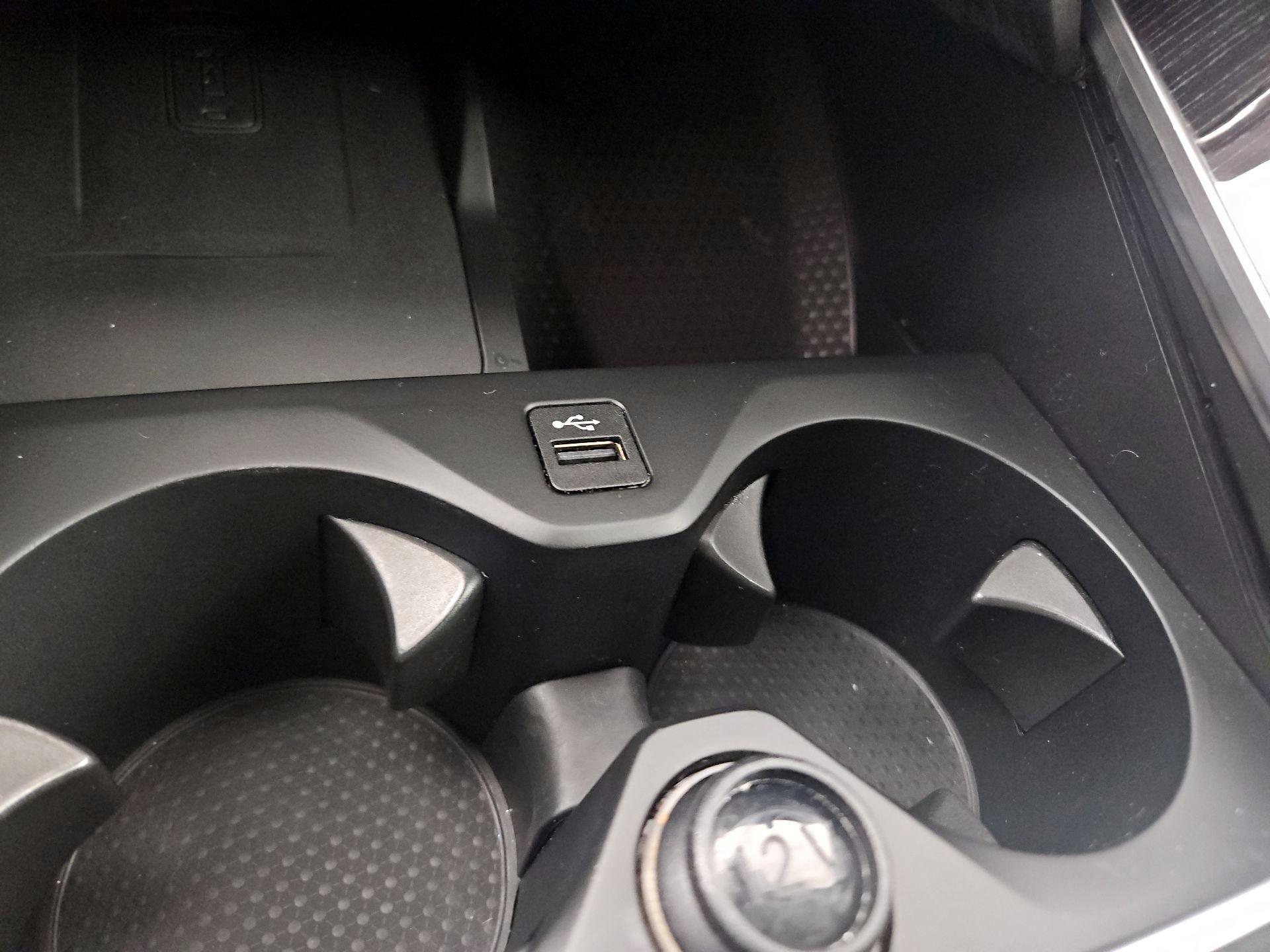 Thumbnail: 2024 BMW X6 - 19