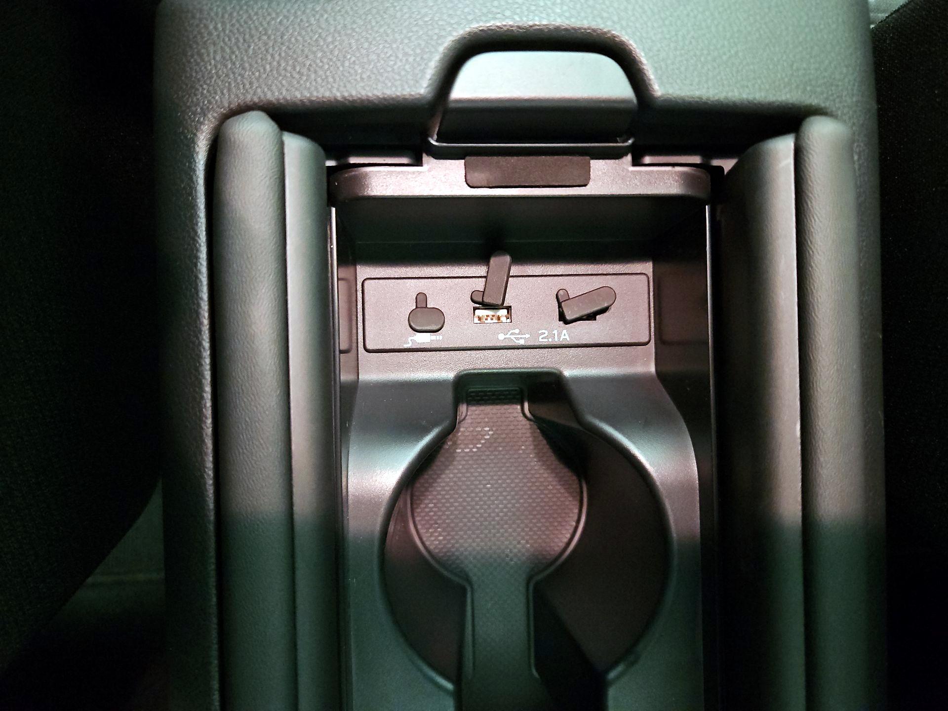 Thumbnail: 2023 Toyota GR86 - 18