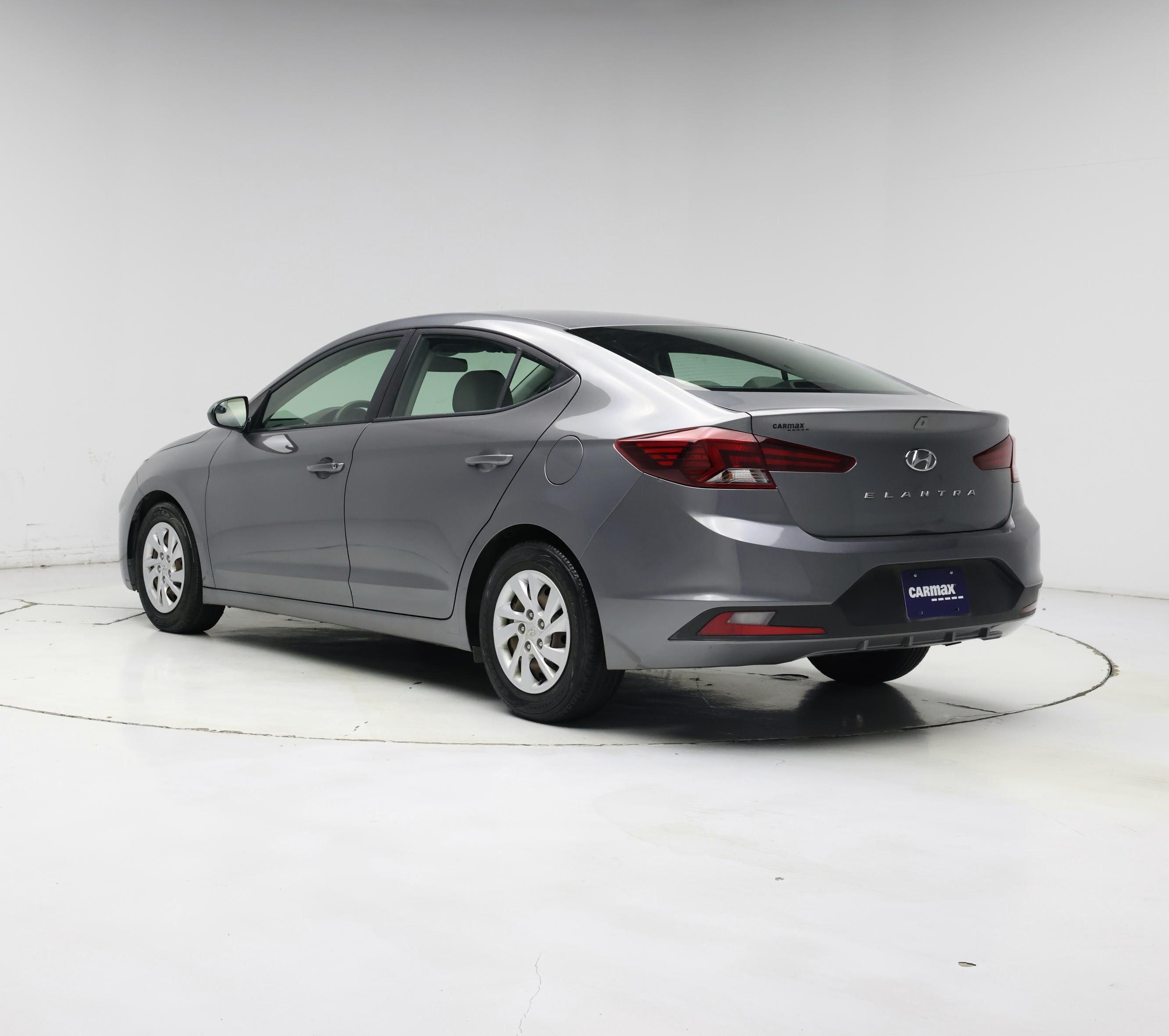 Thumbnail: 2019 Hyundai Elantra - 2