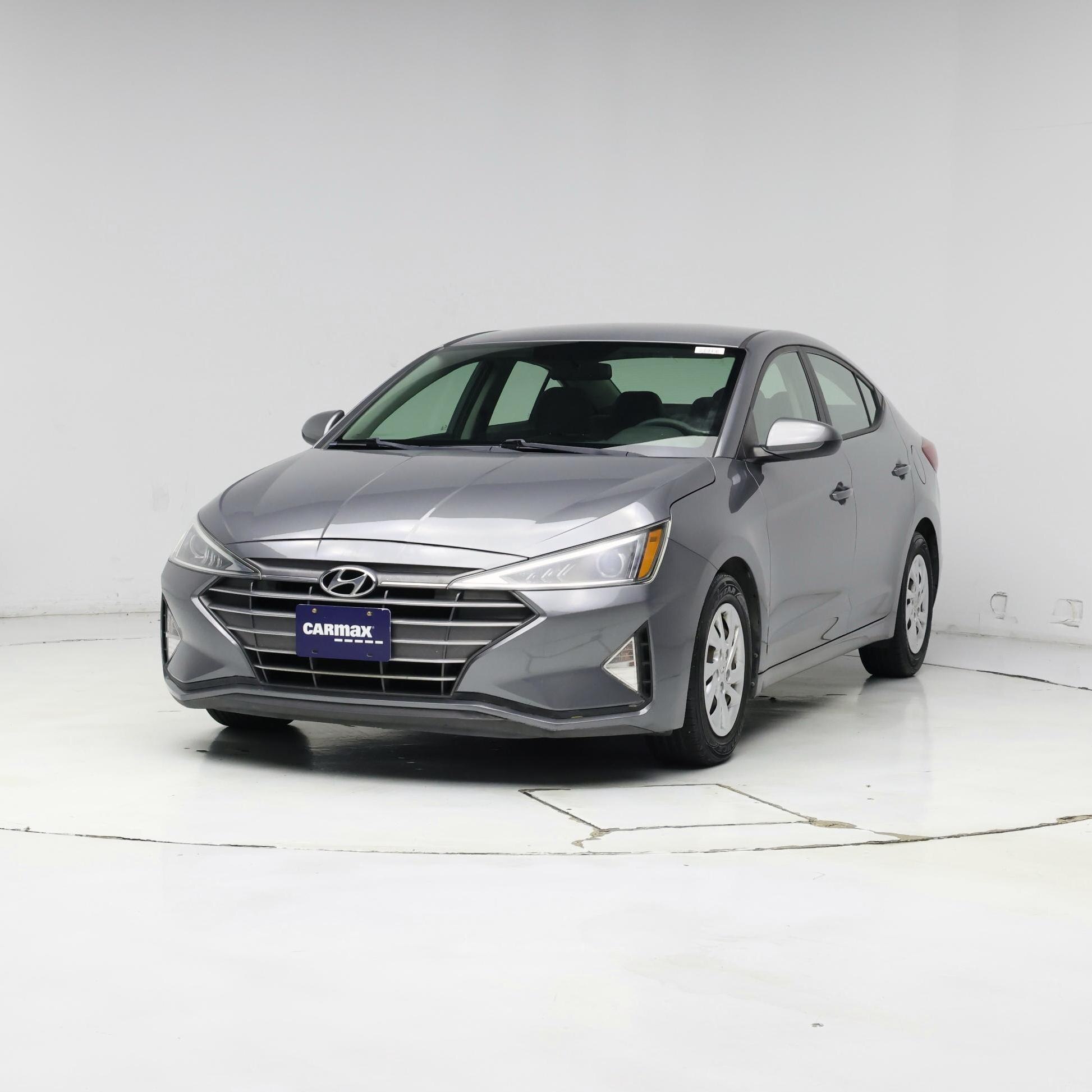 Thumbnail: 2019 Hyundai Elantra - 4