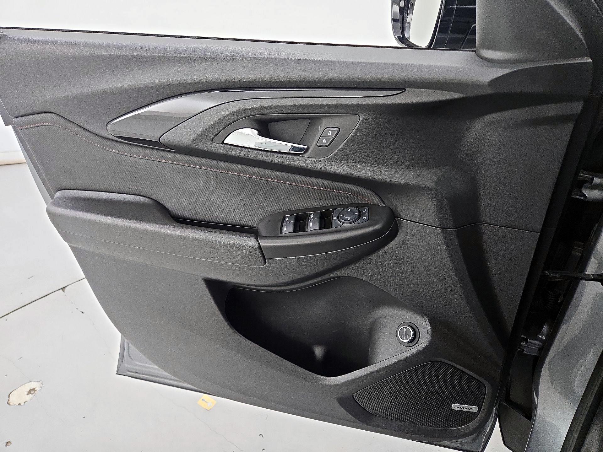 Thumbnail: 2023 Chevrolet TrailBlazer - 12