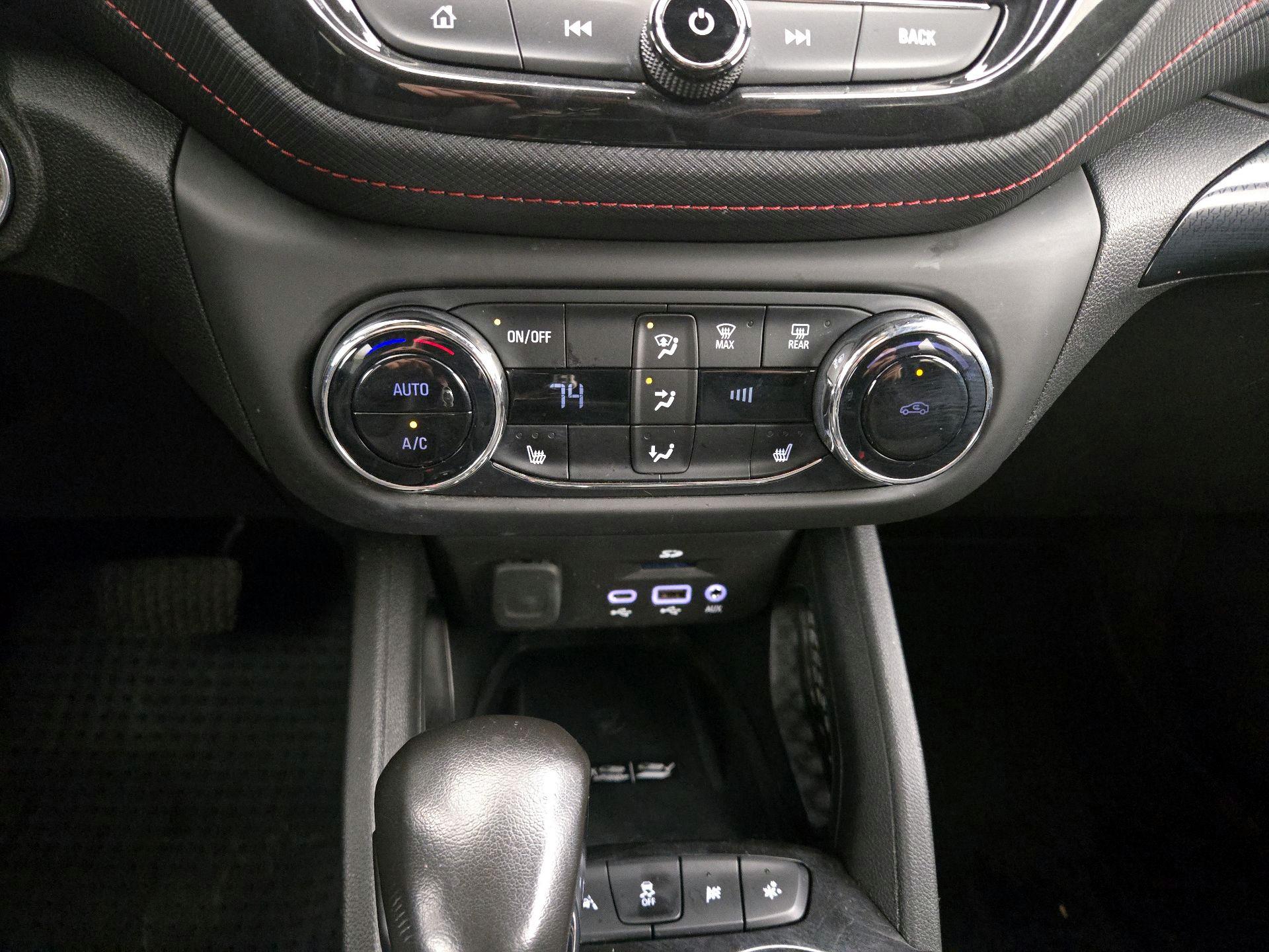 Thumbnail: 2023 Chevrolet TrailBlazer - 16