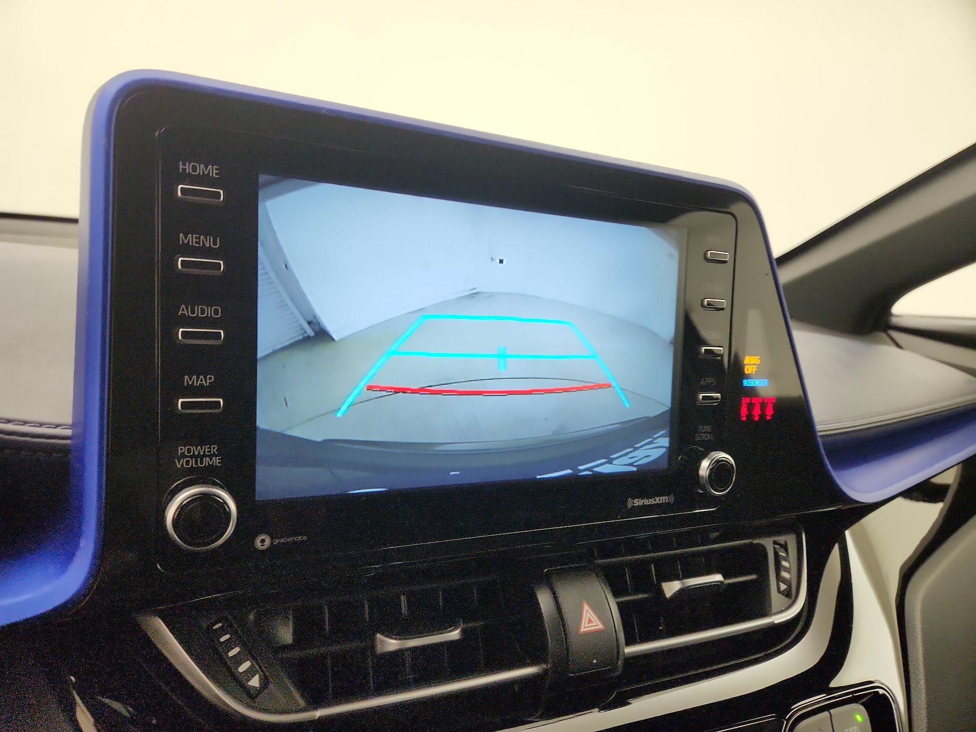 Thumbnail: 2021 Toyota C-HR - 14