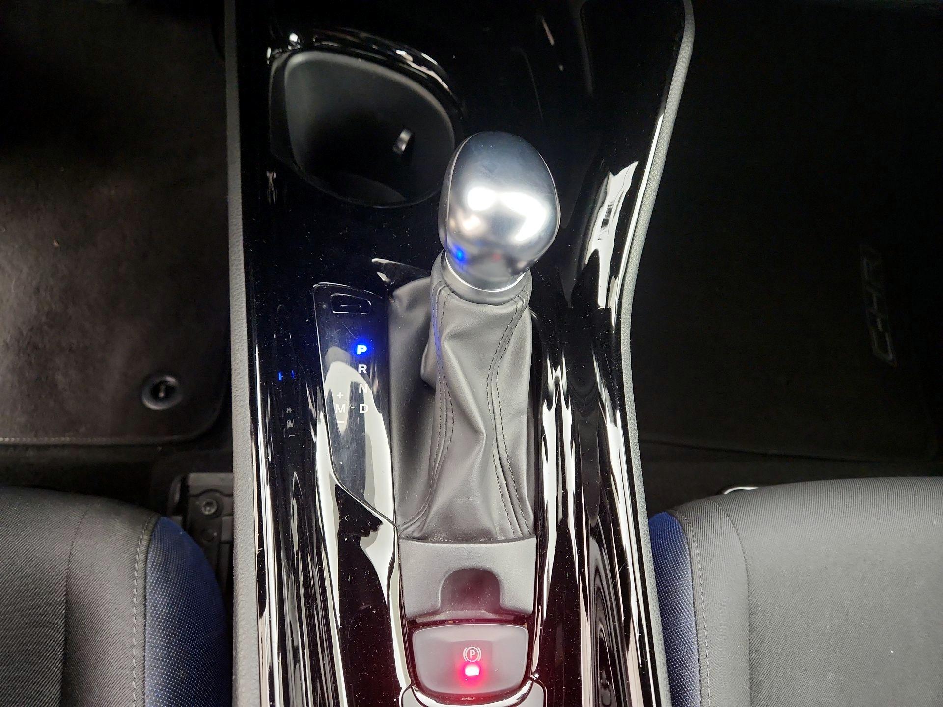 Thumbnail: 2021 Toyota C-HR - 17