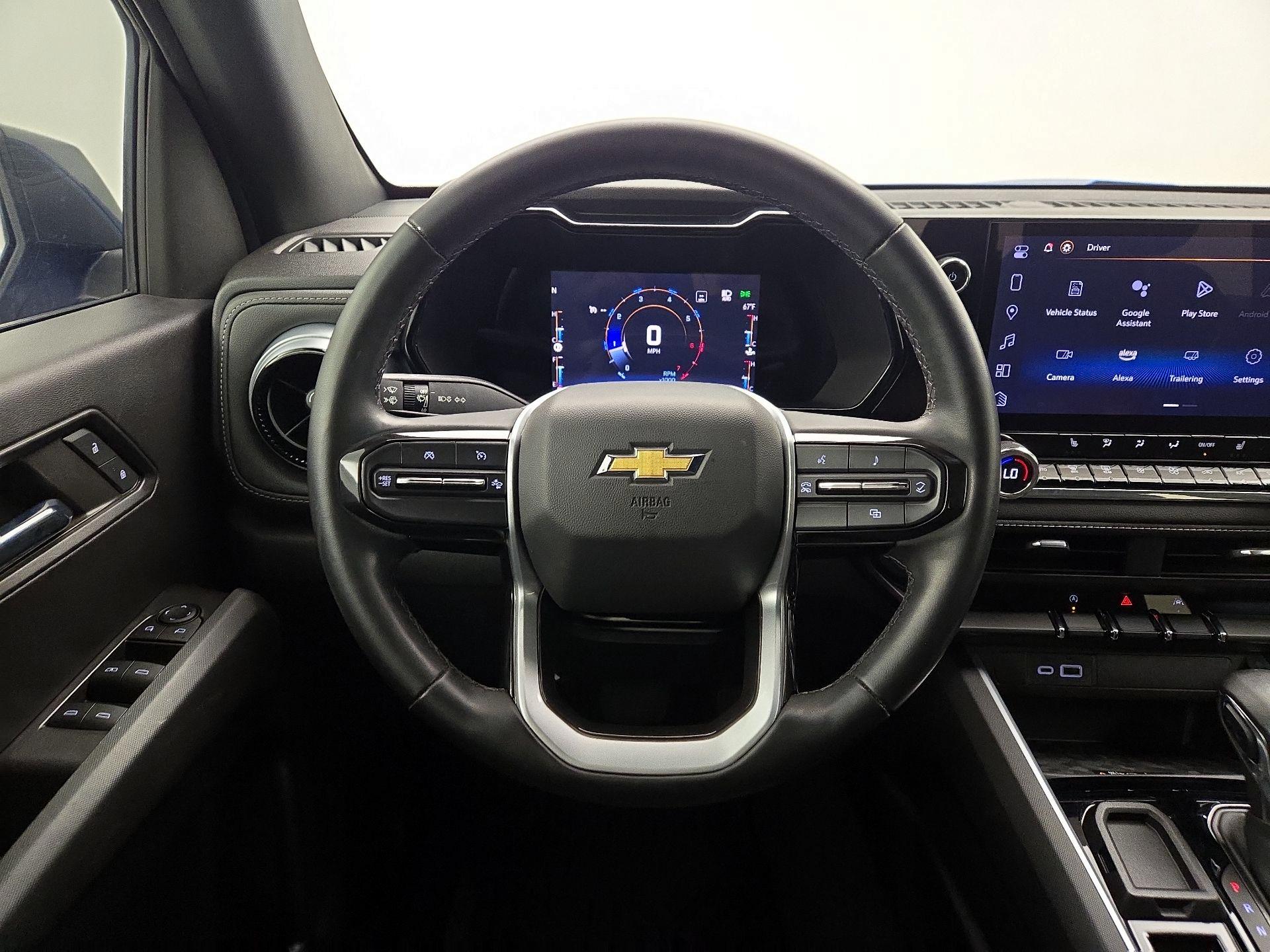 Thumbnail: 2023 Chevrolet Colorado - 10