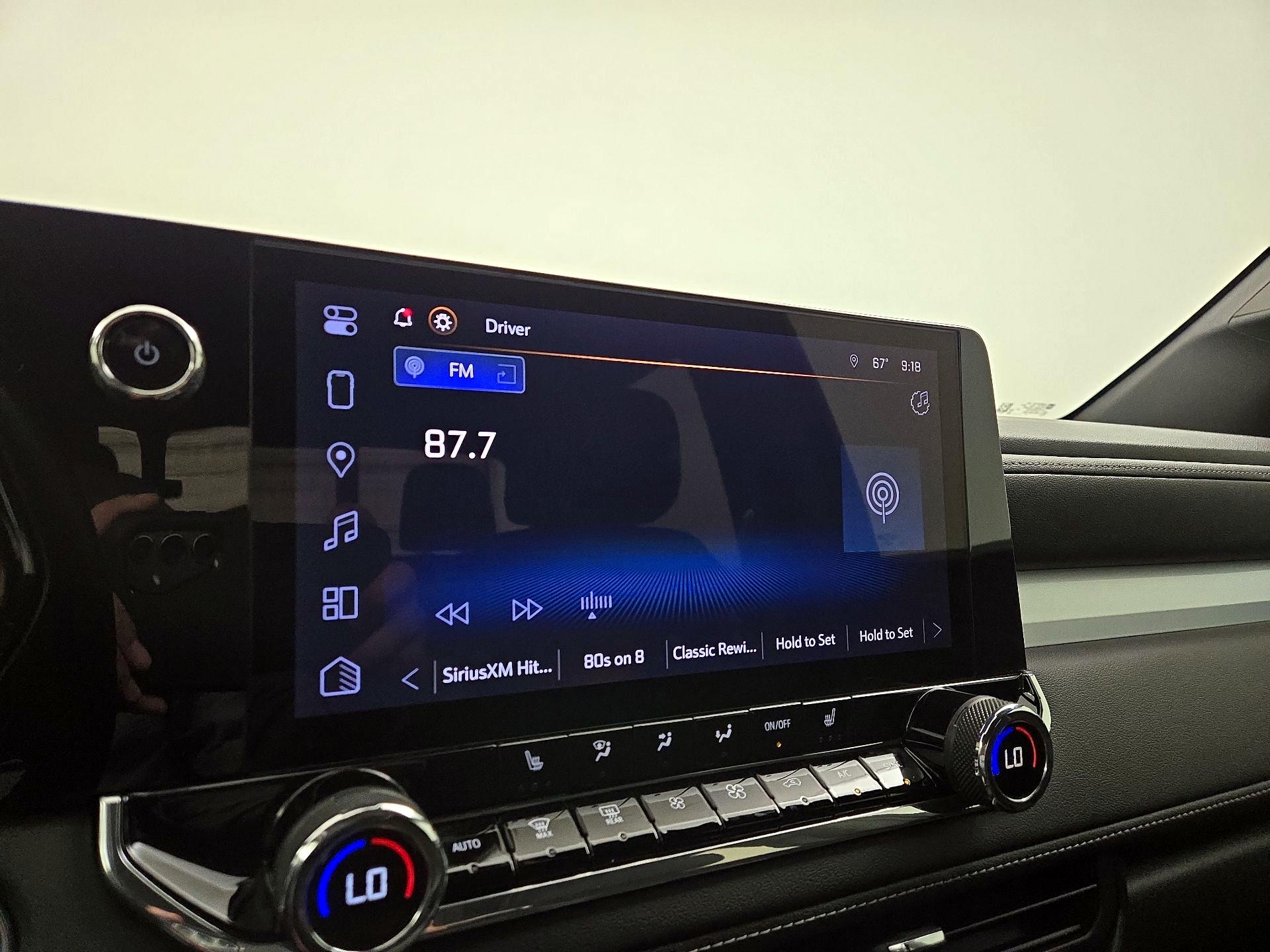 Thumbnail: 2023 Chevrolet Colorado - 15