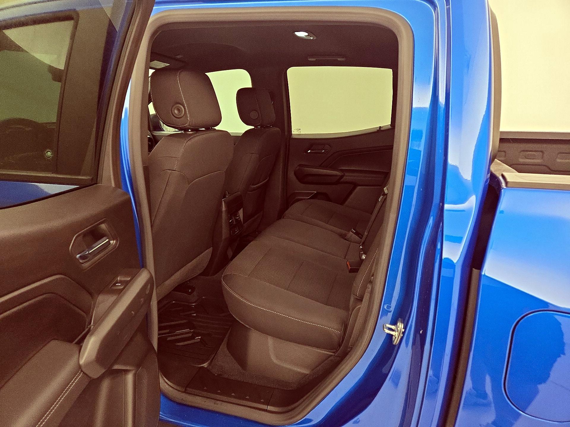 Thumbnail: 2023 Chevrolet Colorado - 19