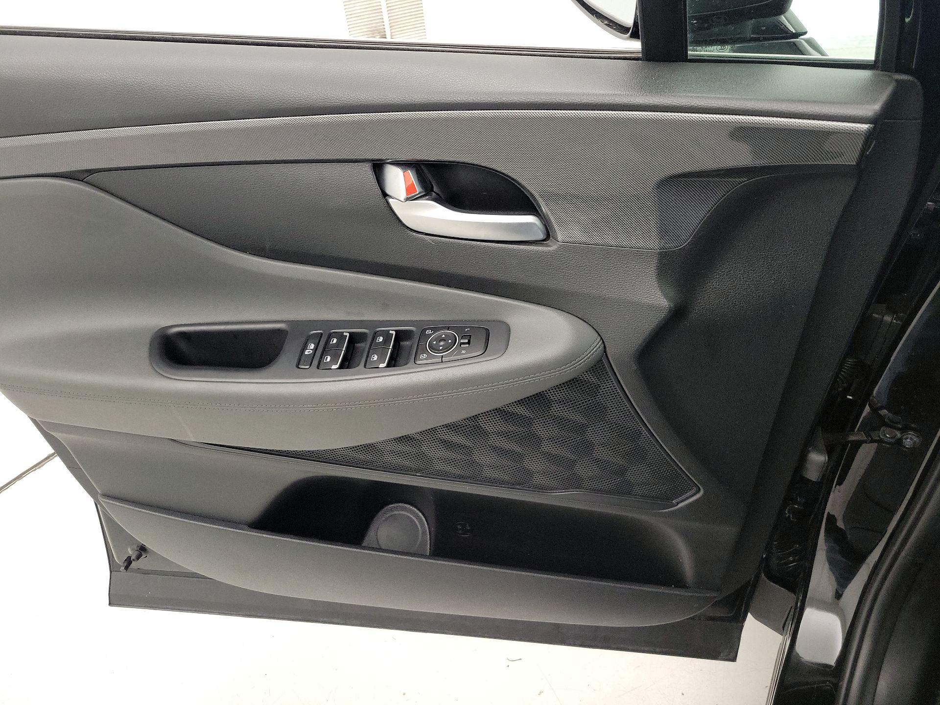 Thumbnail: 2023 Hyundai Santa Fe - 12