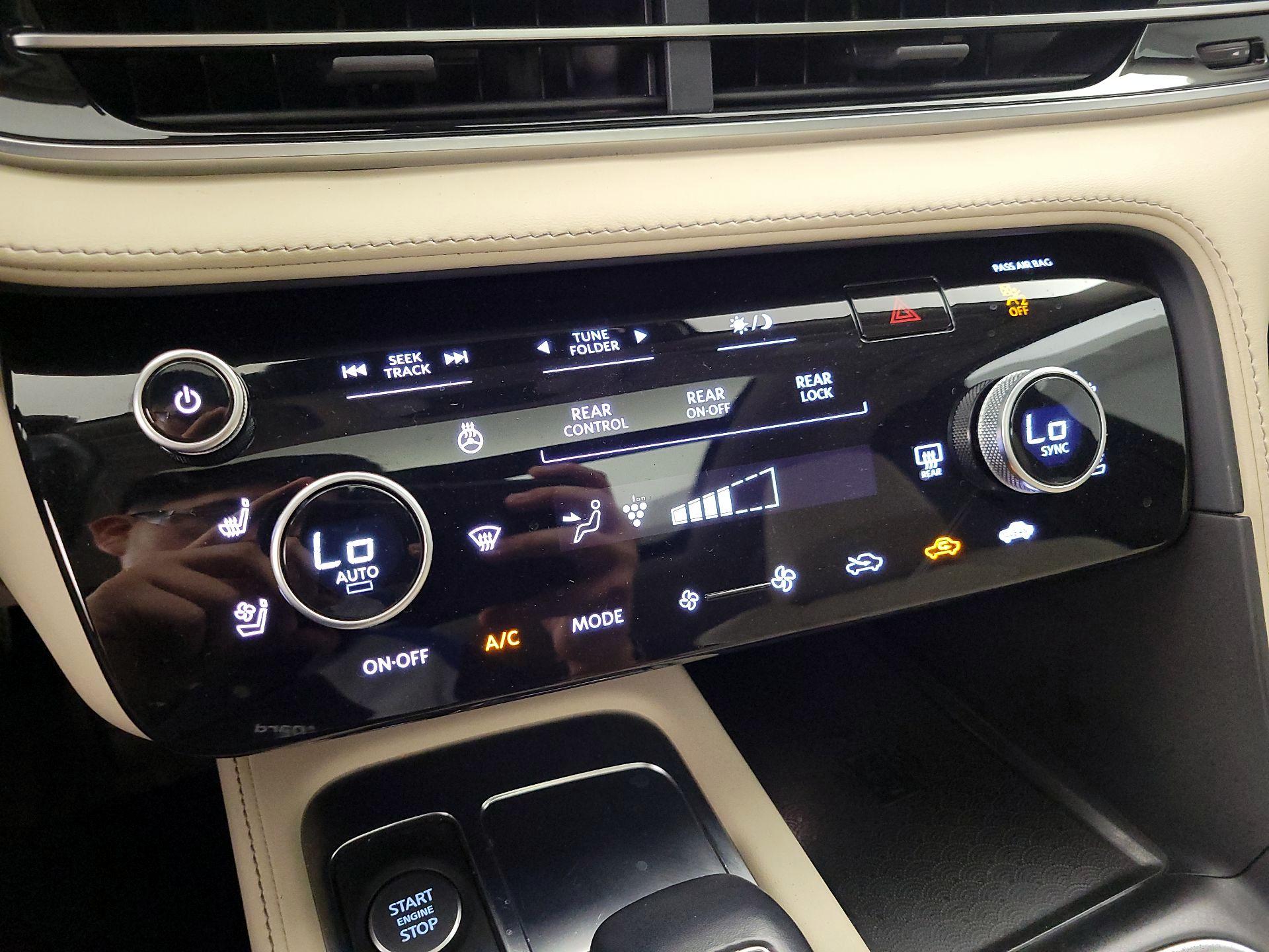 Thumbnail: 2022 INFINITI QX60 - 17