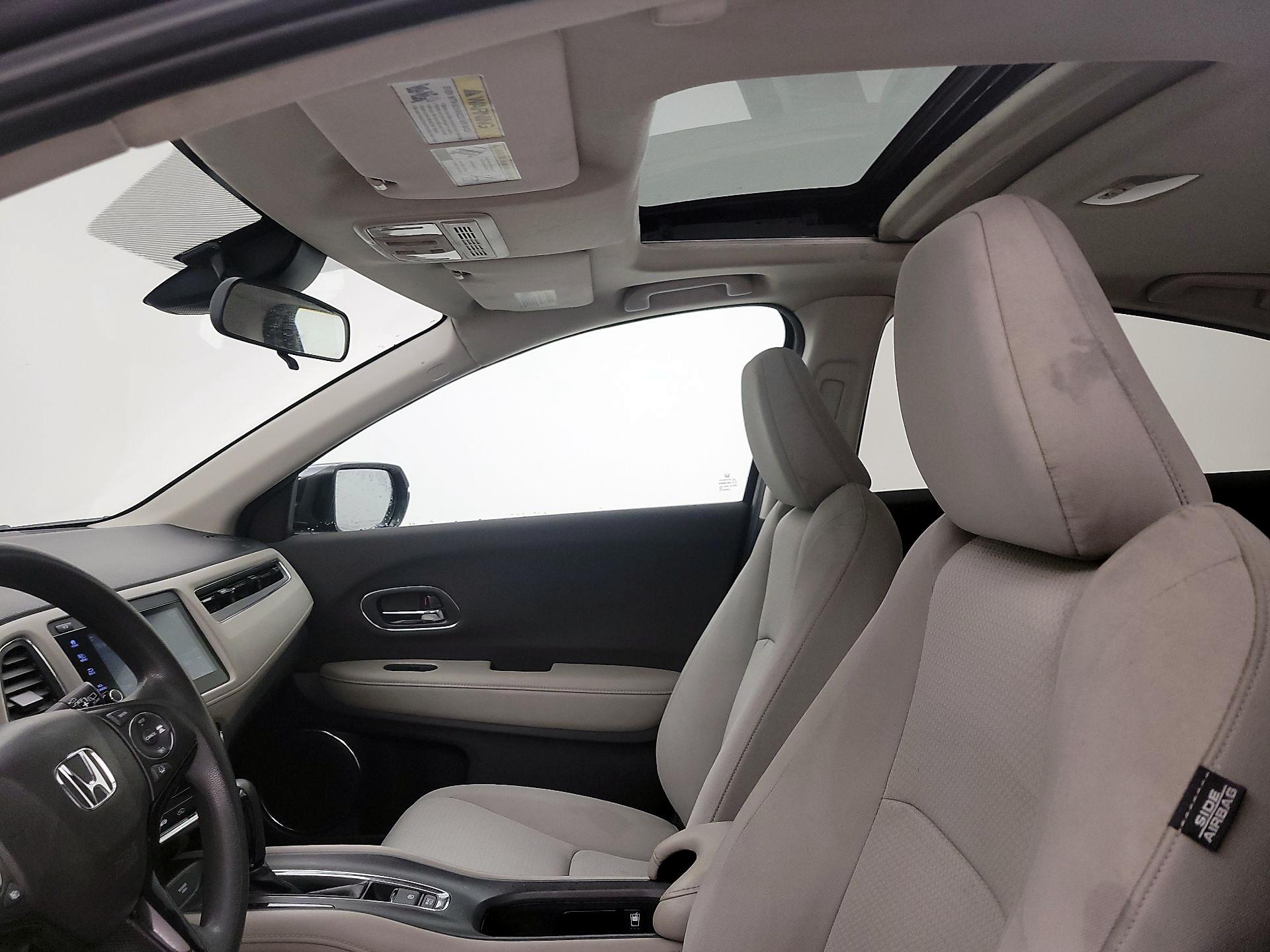 Thumbnail: 2019 Honda HR-V - 19