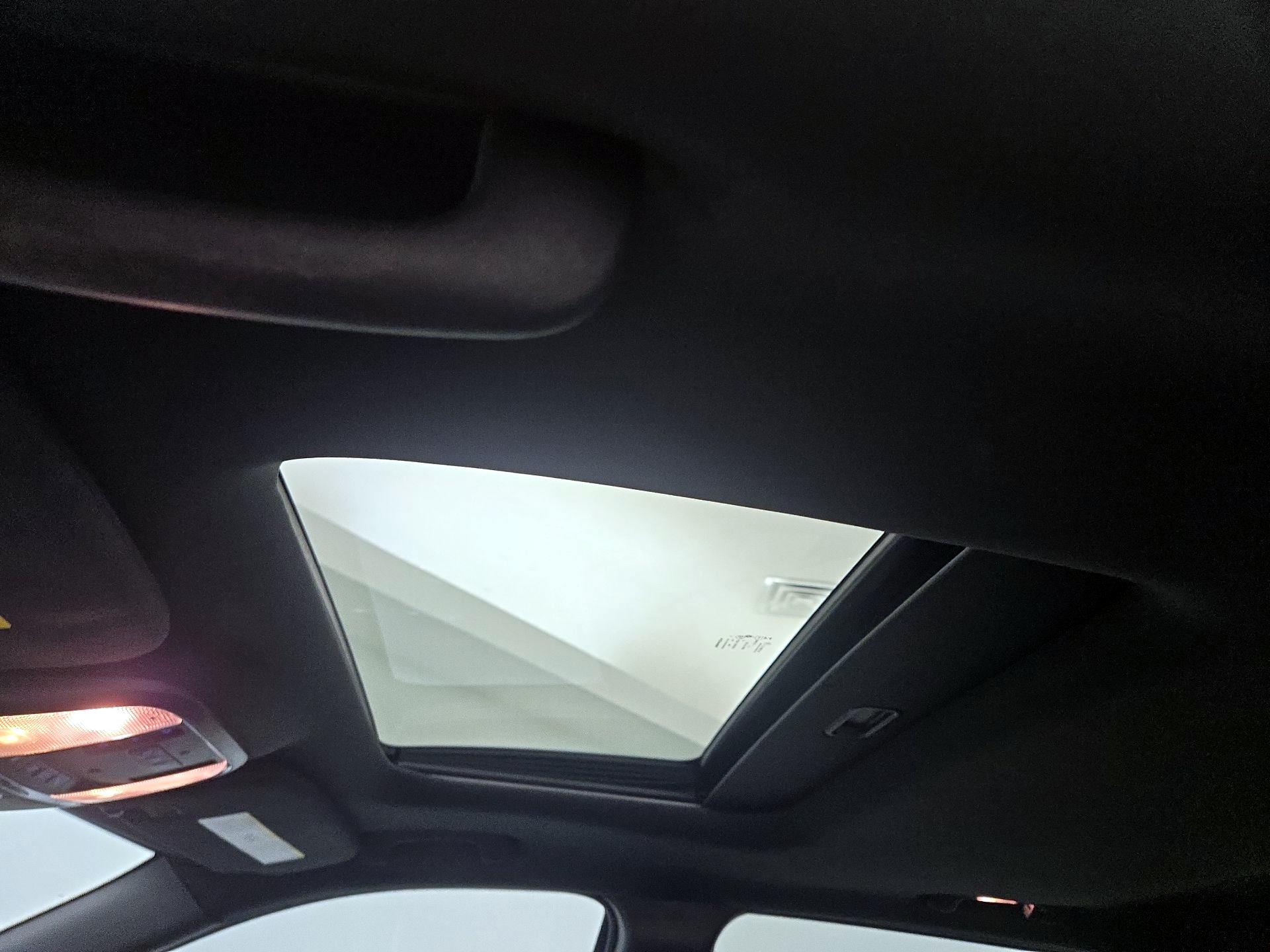 Thumbnail: 2014 Jeep Grand Cherokee - 20