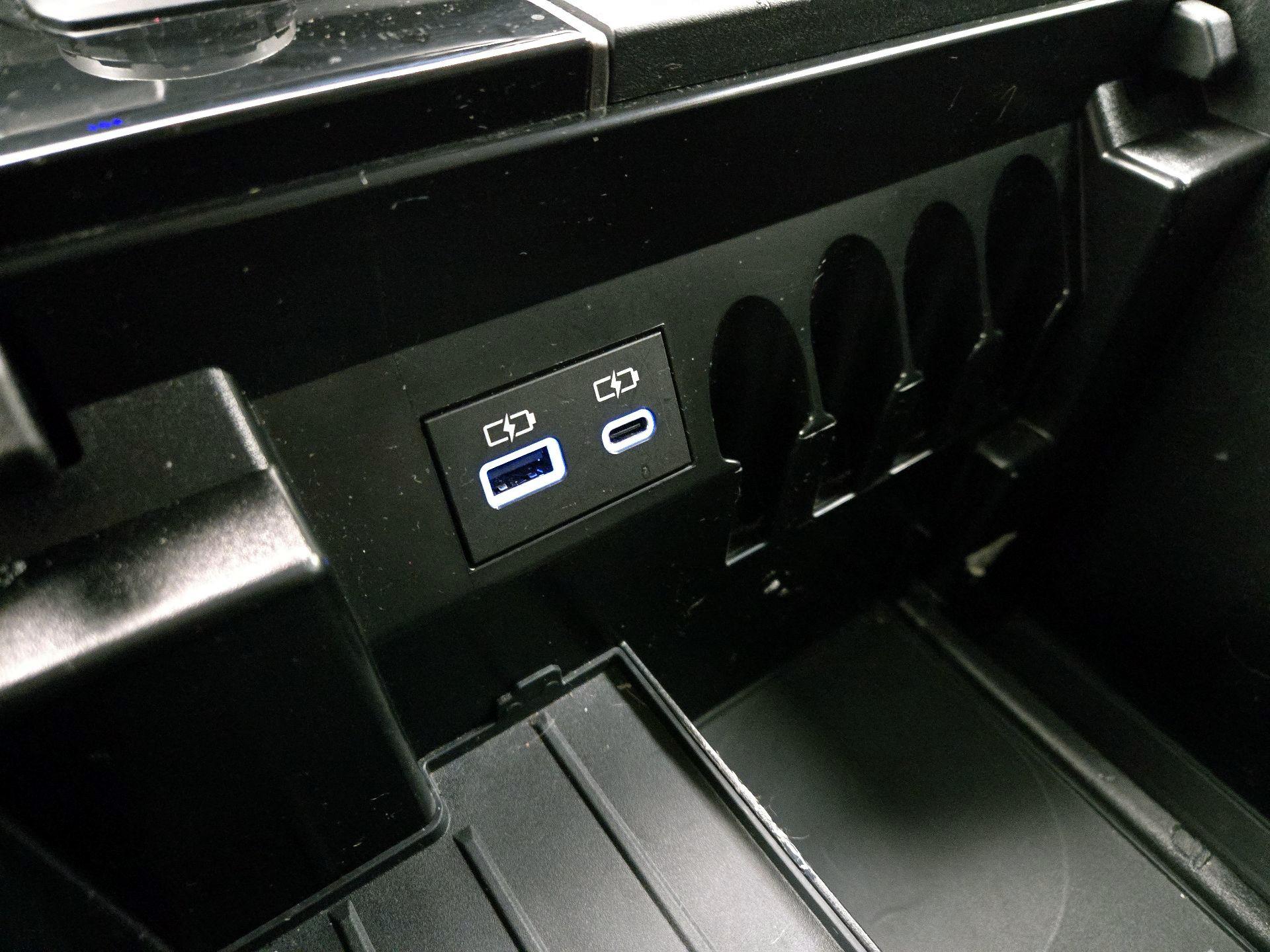 Thumbnail: 2022 Toyota Tundra - 18