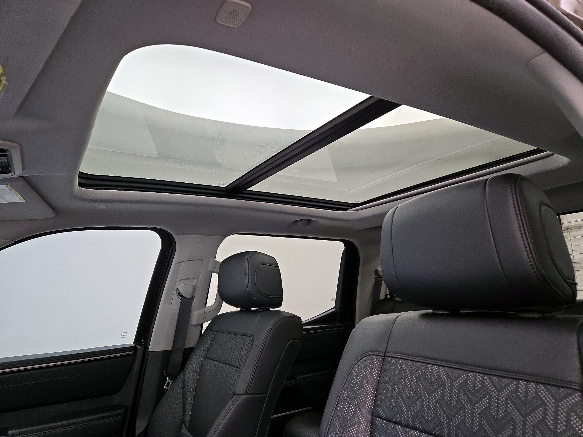 Thumbnail: 2022 Toyota Tundra - 19