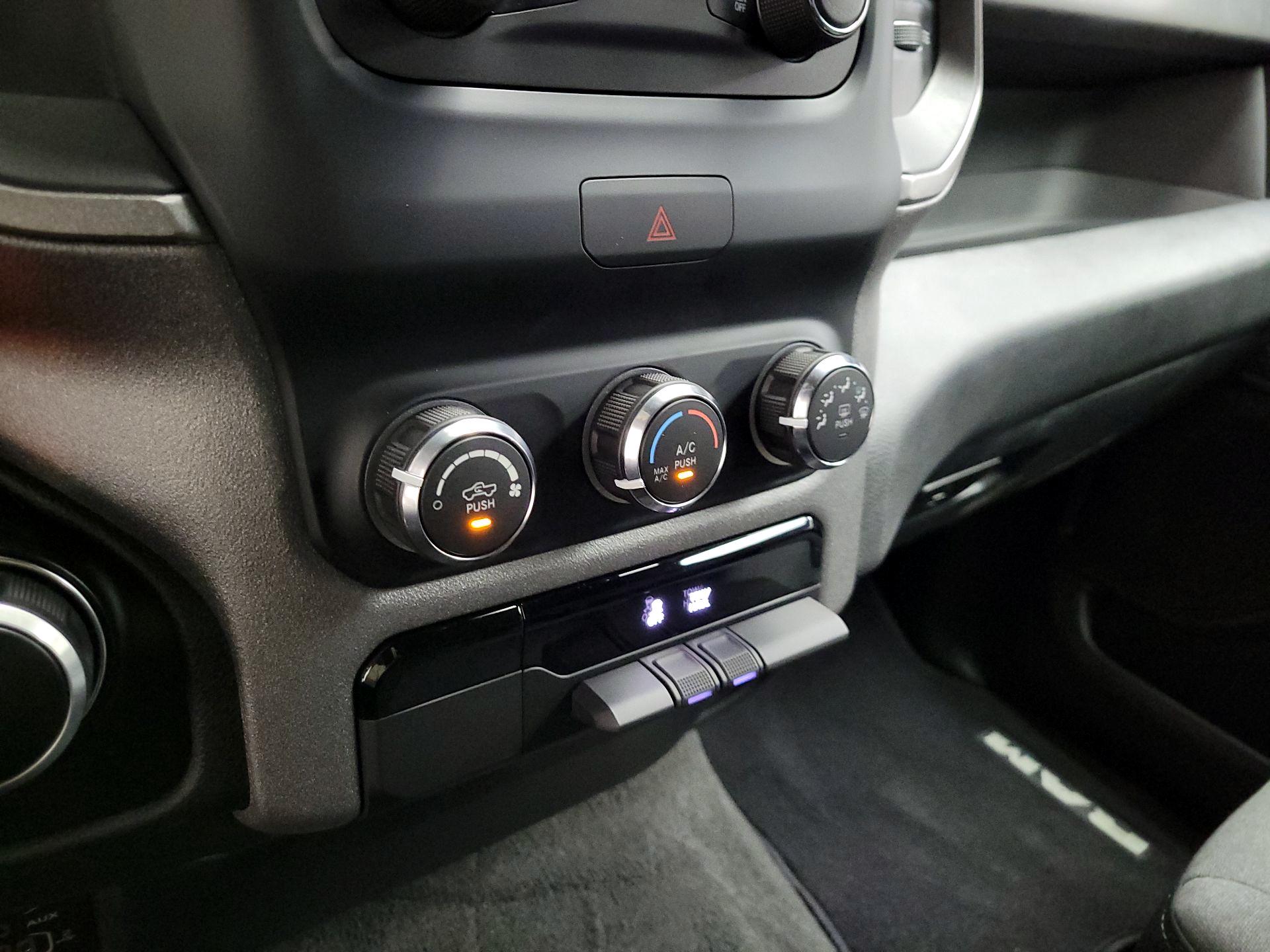 Thumbnail: 2024 RAM 1500 - 16