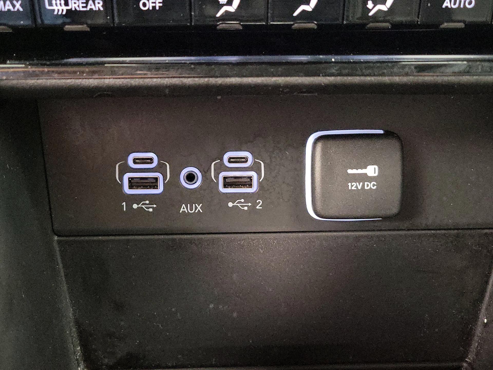 Thumbnail: 2023 Jeep Grand Cherokee - 19