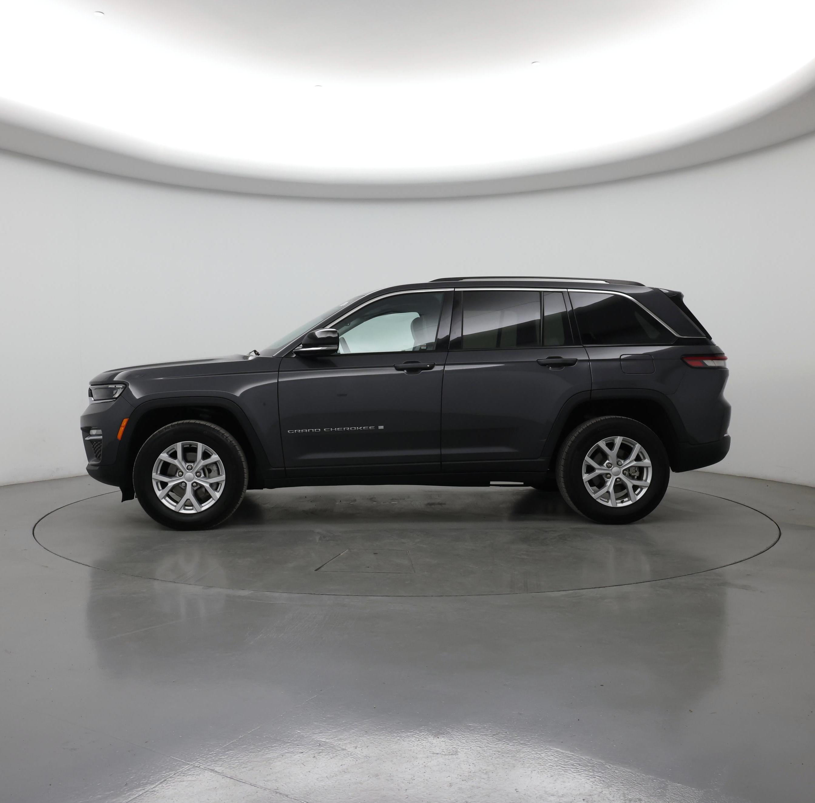 Thumbnail: 2023 Jeep Grand Cherokee - 3