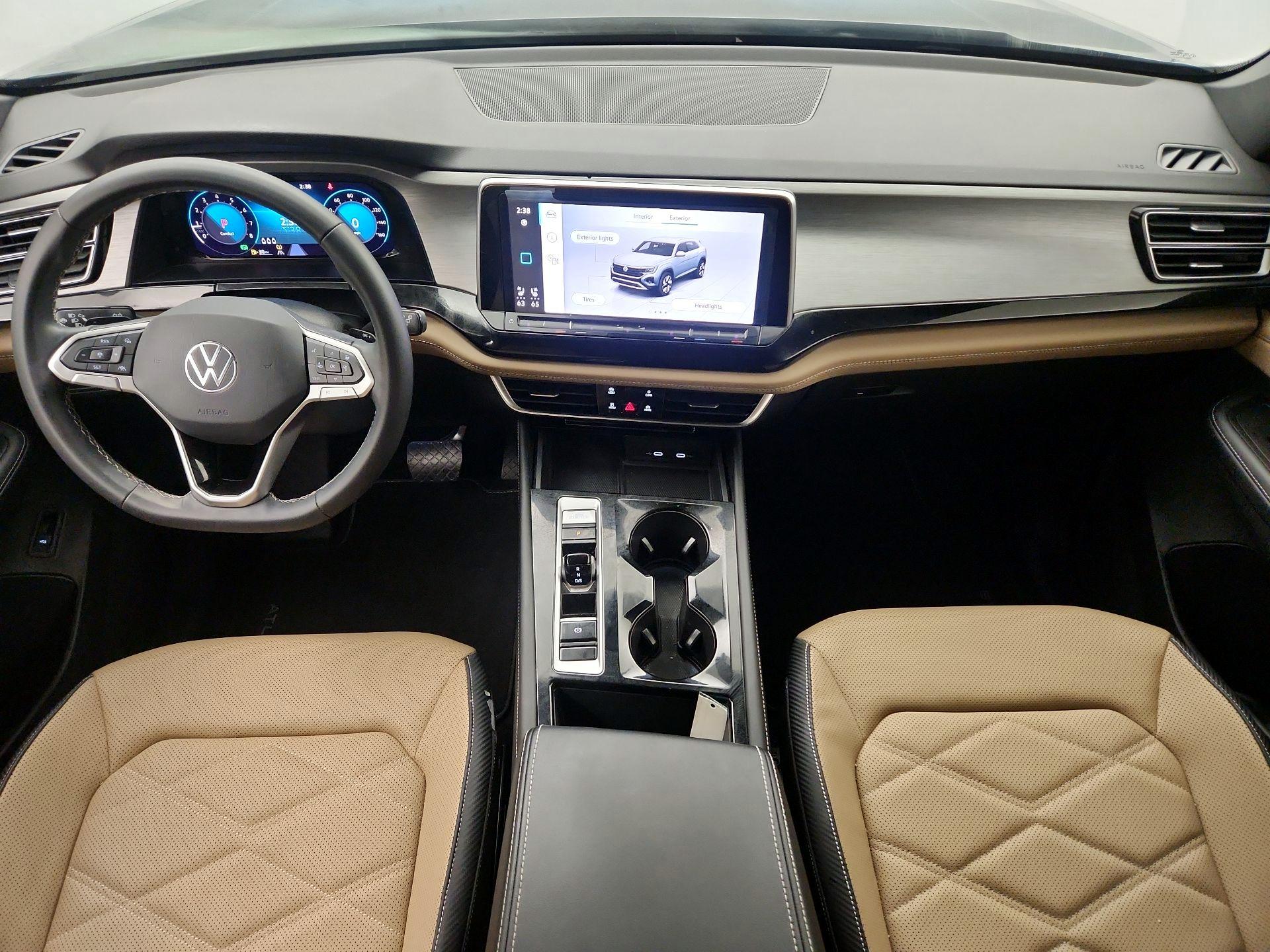 Thumbnail: 2024 Volkswagen Atlas - 9