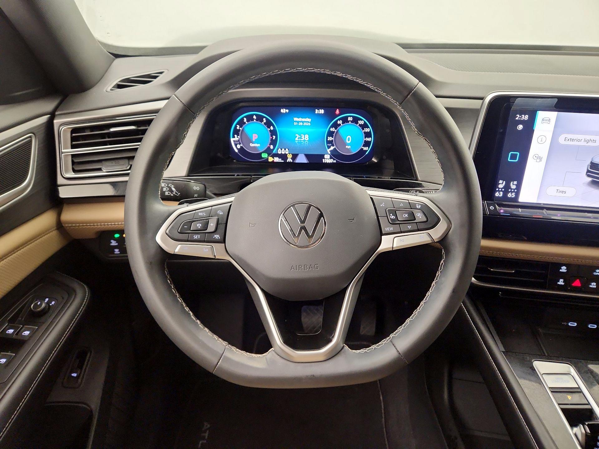 Thumbnail: 2024 Volkswagen Atlas - 10