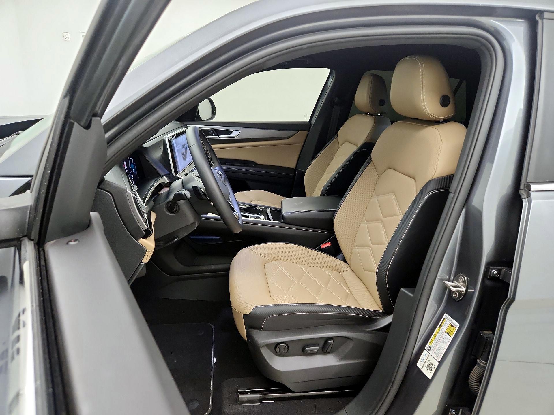 Thumbnail: 2024 Volkswagen Atlas - 11