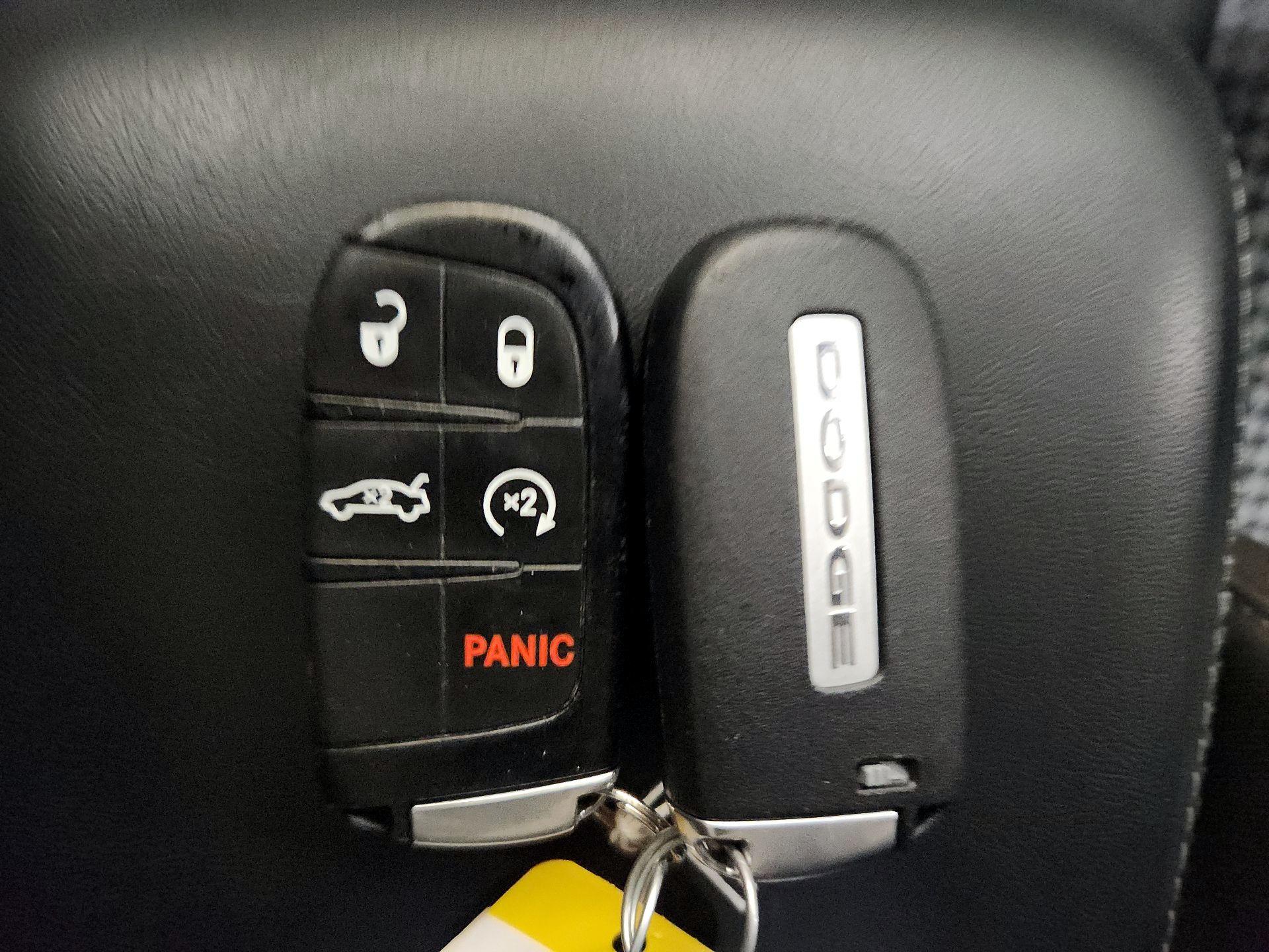 Thumbnail: 2022 Dodge Charger - 18