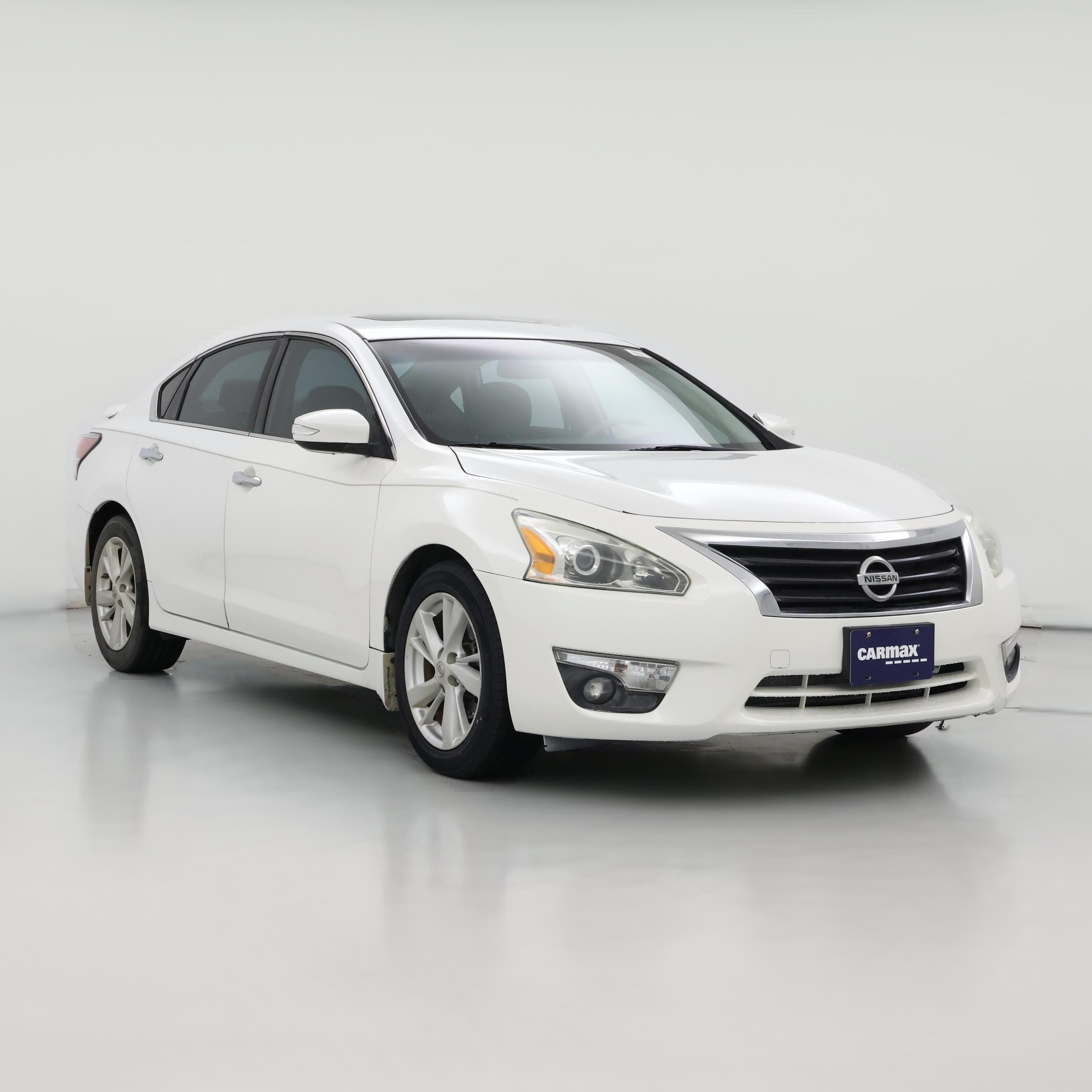 Thumbnail: 2014 Nissan Altima - 1