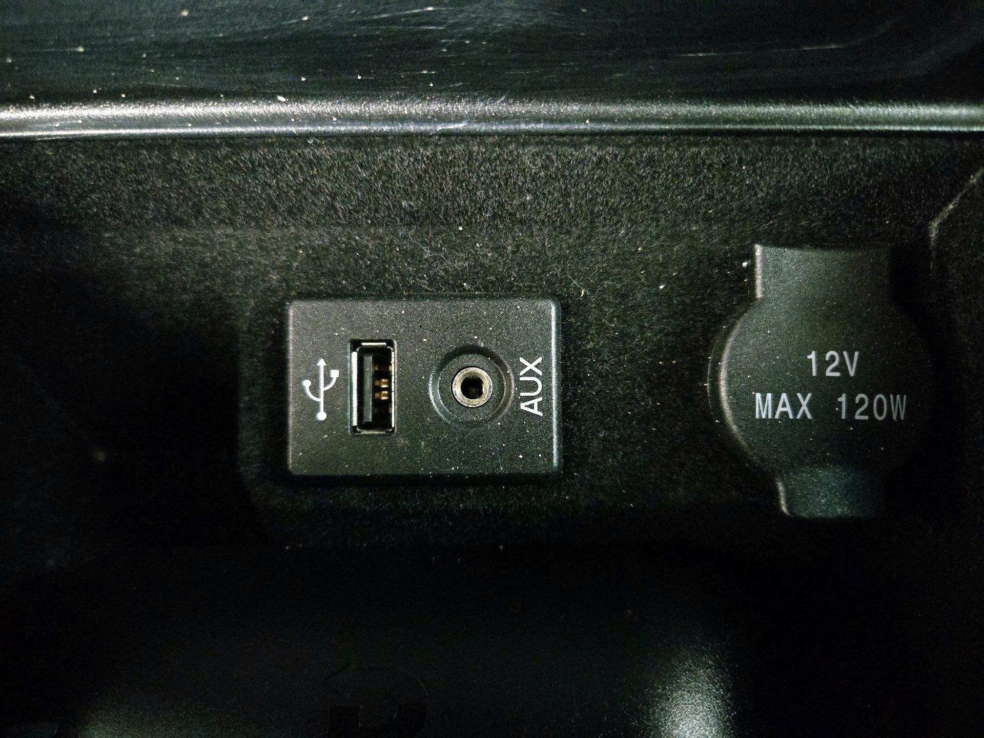 Thumbnail: 2014 Nissan Altima - 19