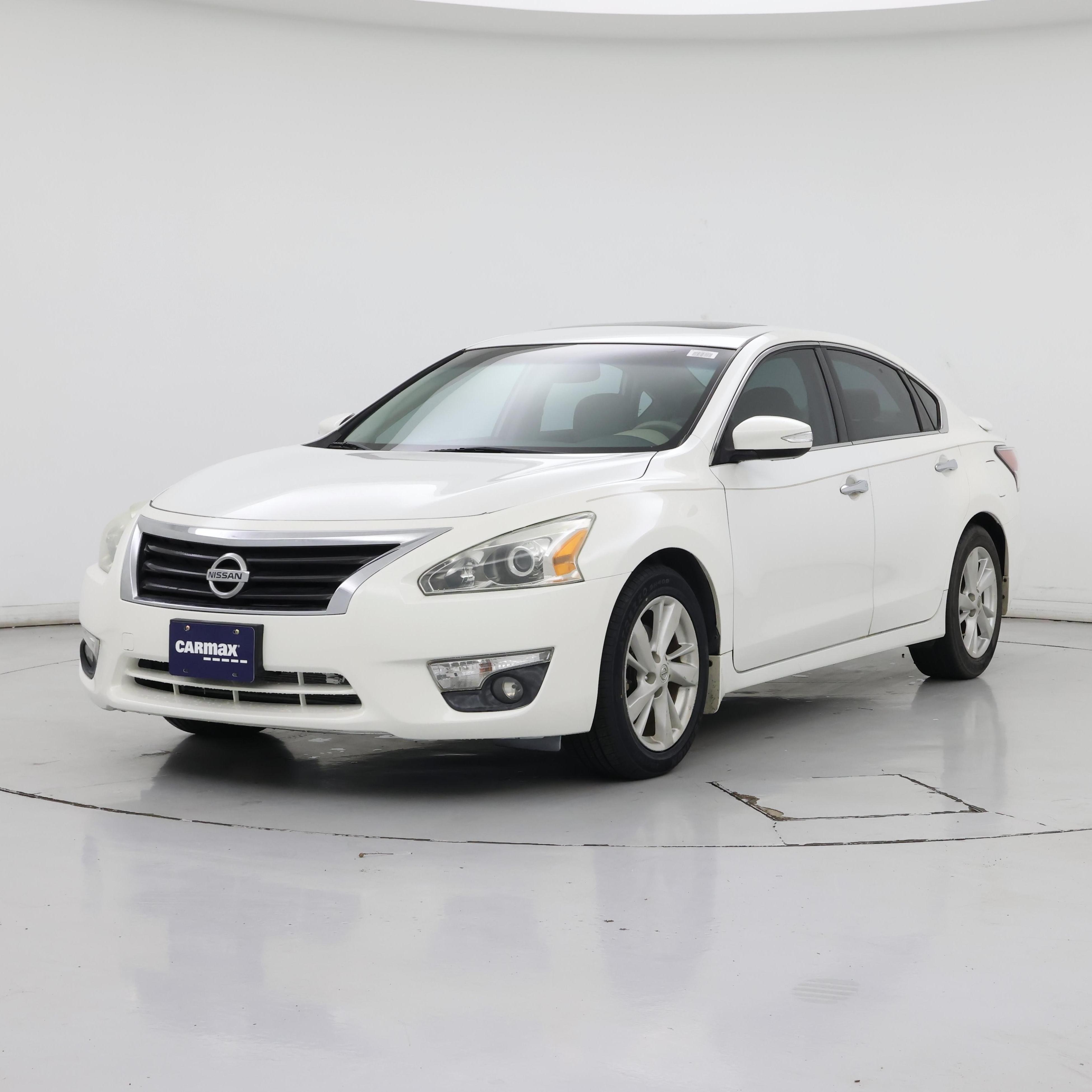 Thumbnail: 2014 Nissan Altima - 4