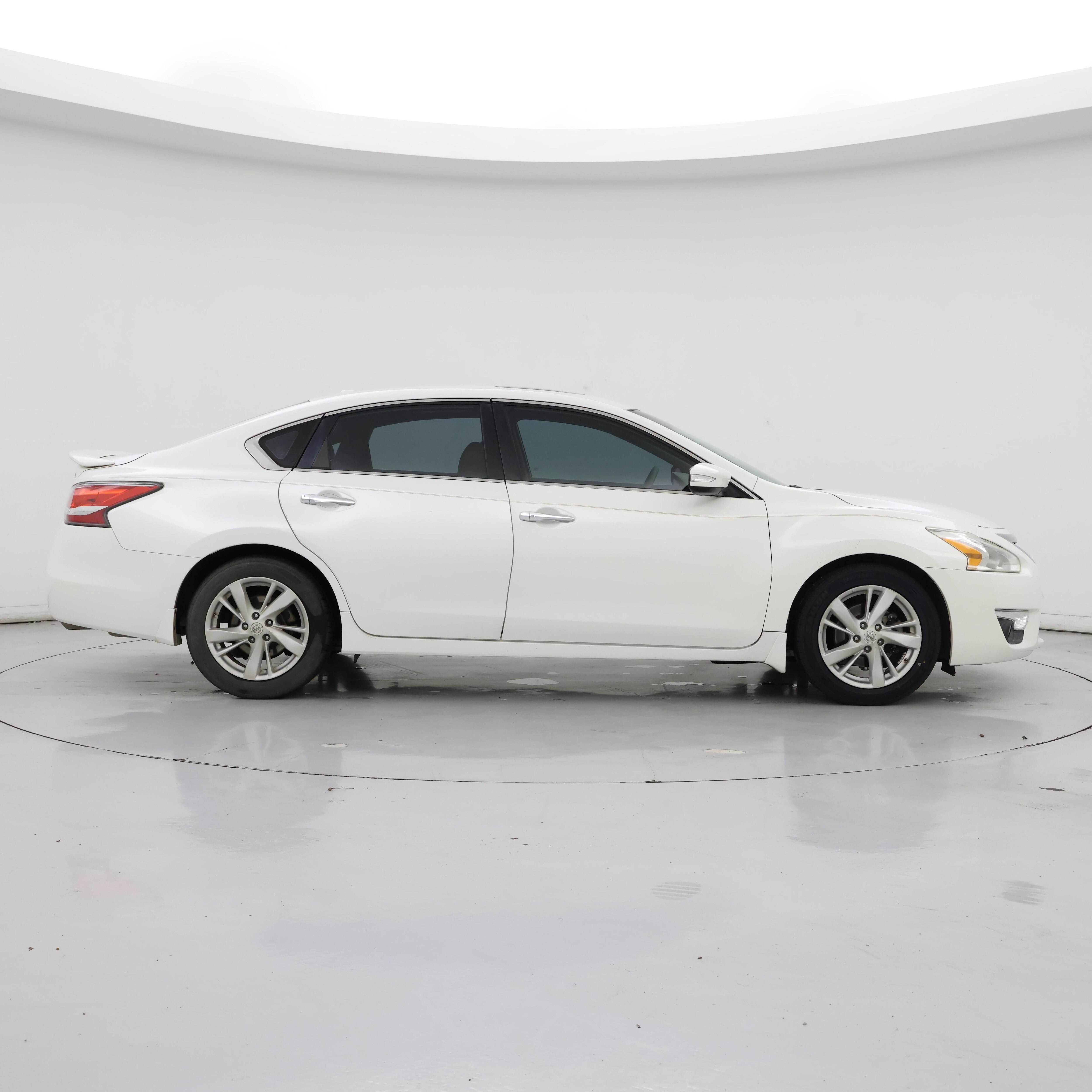 Thumbnail: 2014 Nissan Altima - 7