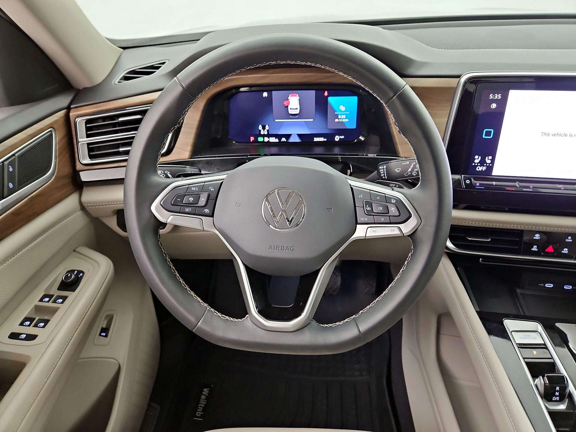 Thumbnail: 2024 Volkswagen Atlas - 10