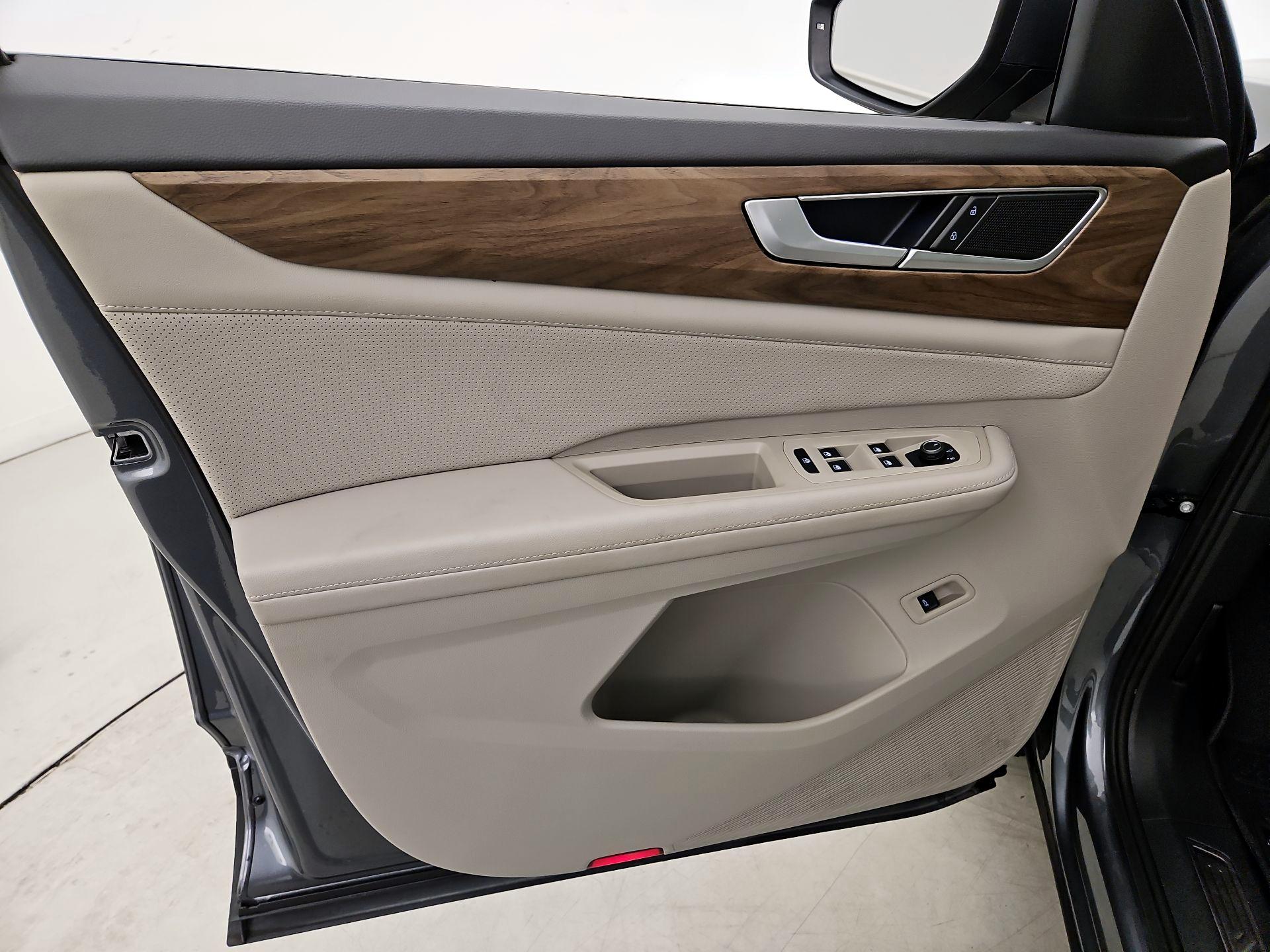 Thumbnail: 2024 Volkswagen Atlas - 12