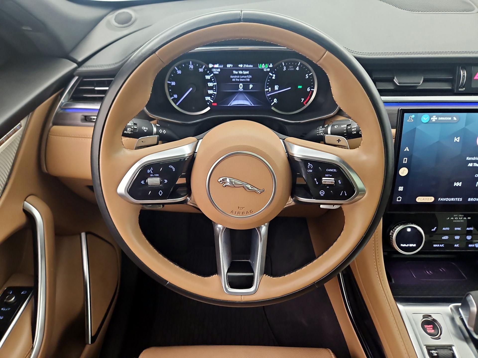 Thumbnail: 2023 Jaguar F-Pace - 10