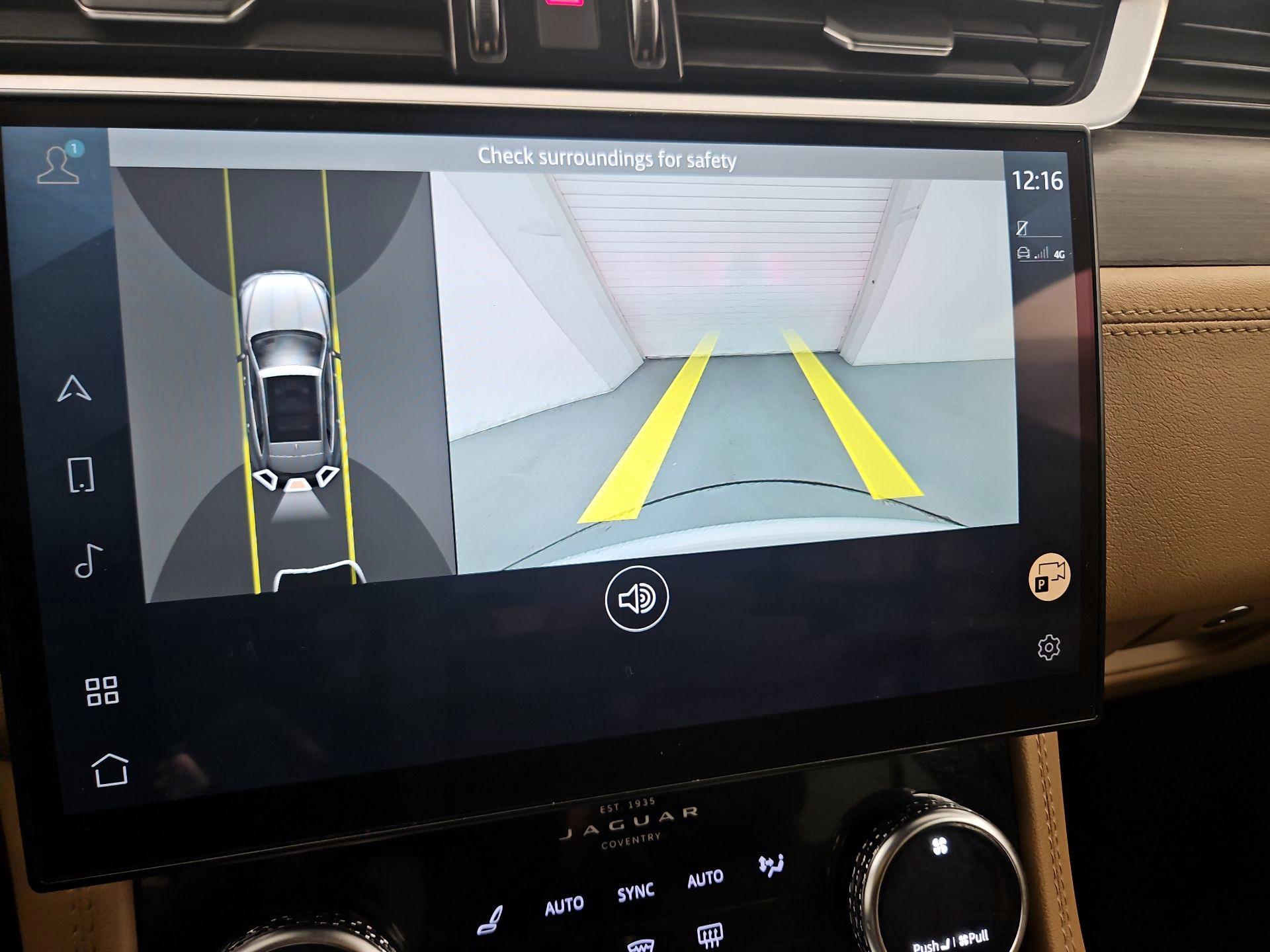 Thumbnail: 2023 Jaguar F-Pace - 14