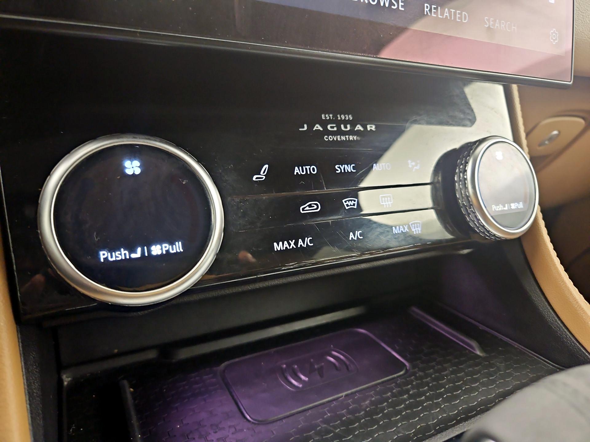 Thumbnail: 2023 Jaguar F-Pace - 16