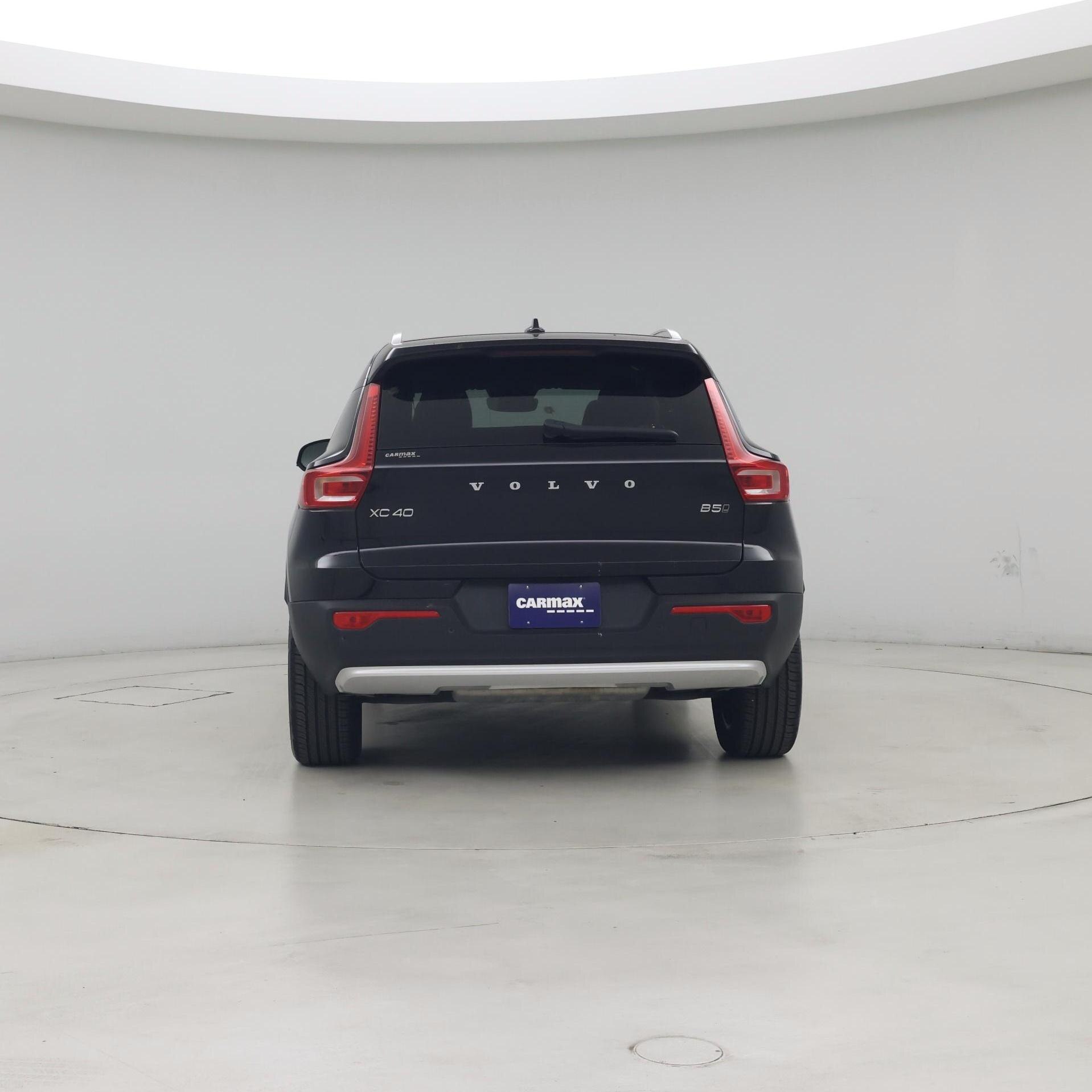 Thumbnail: 2025 Volvo XC40 - 6