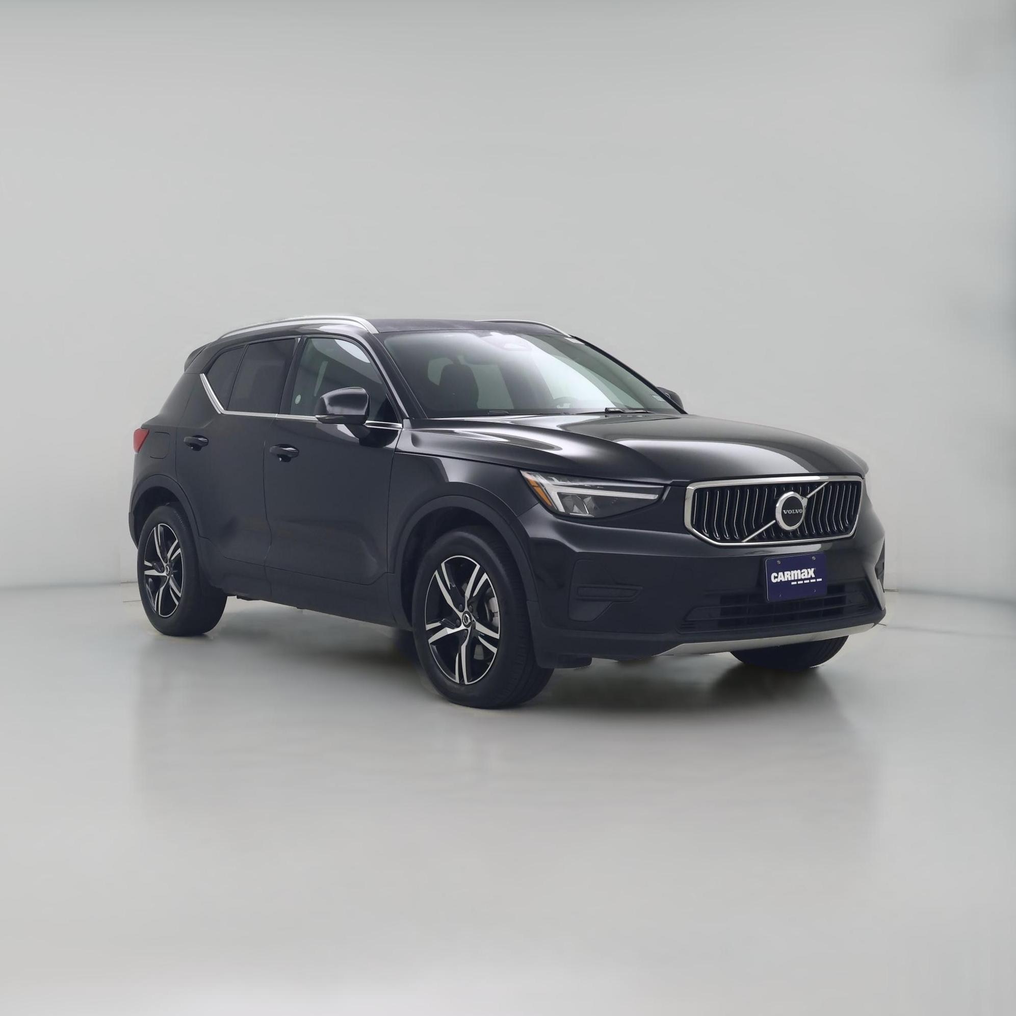 Thumbnail: 2025 Volvo XC40 - 1