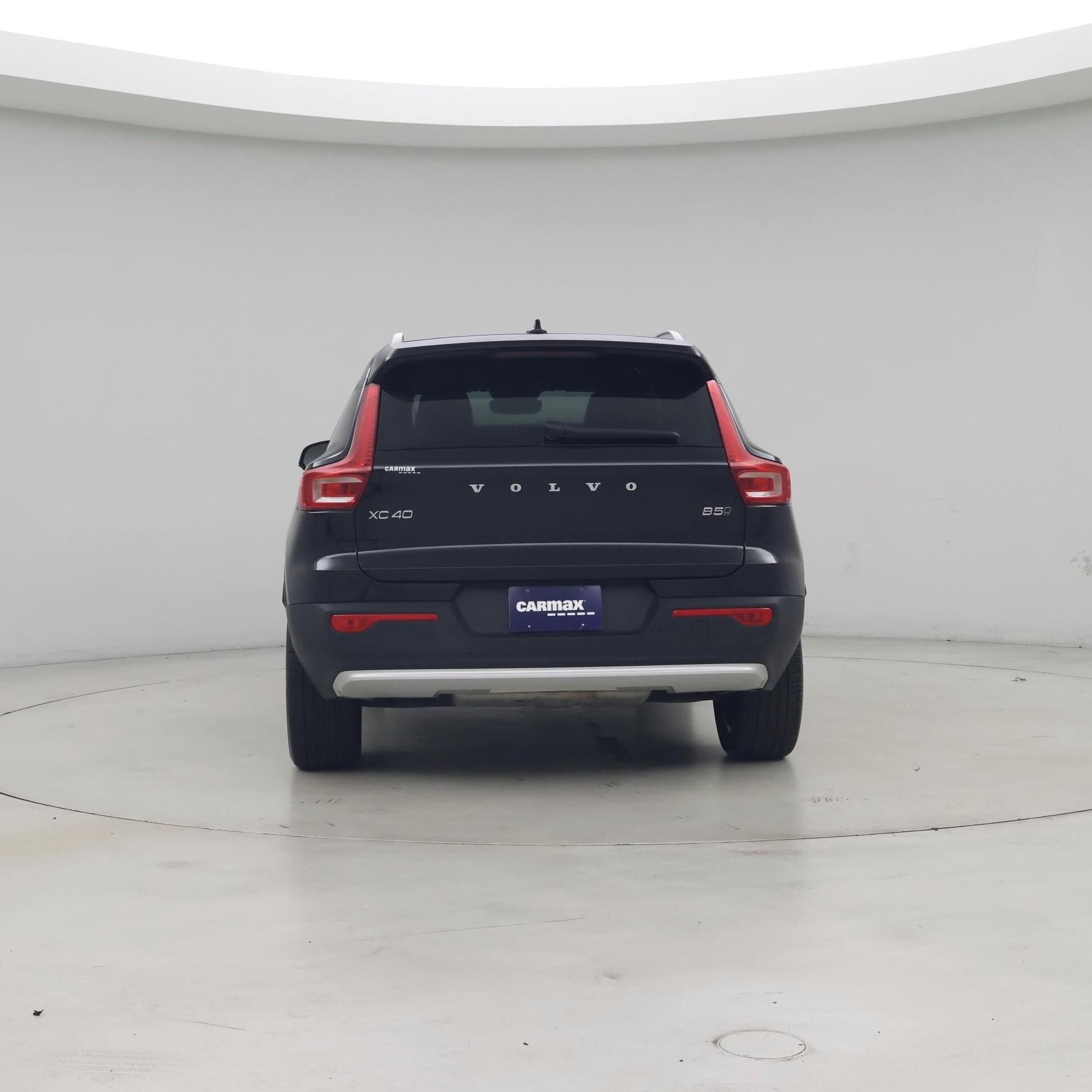 Thumbnail: 2025 Volvo XC40 - 6