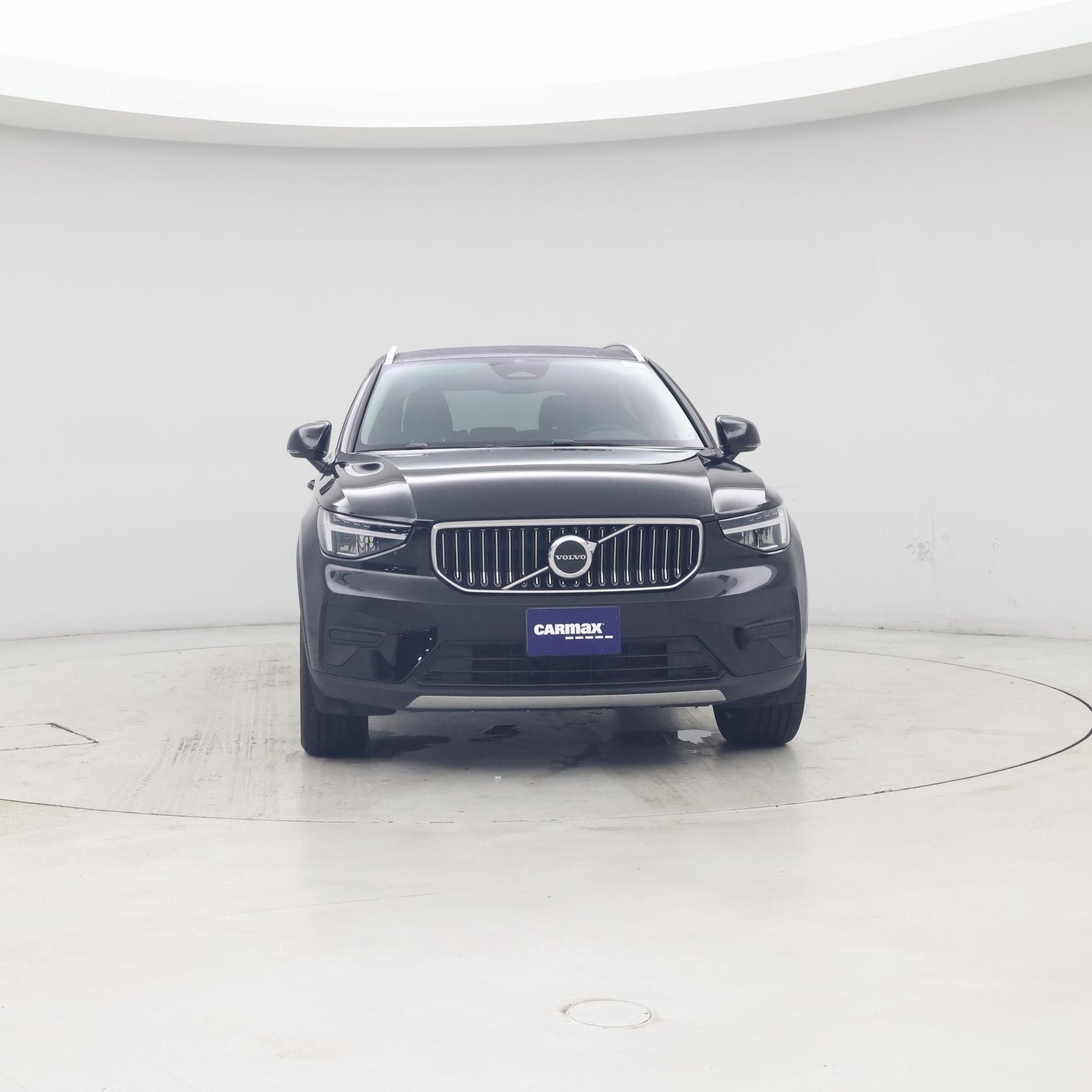 Thumbnail: 2025 Volvo XC40 - 5