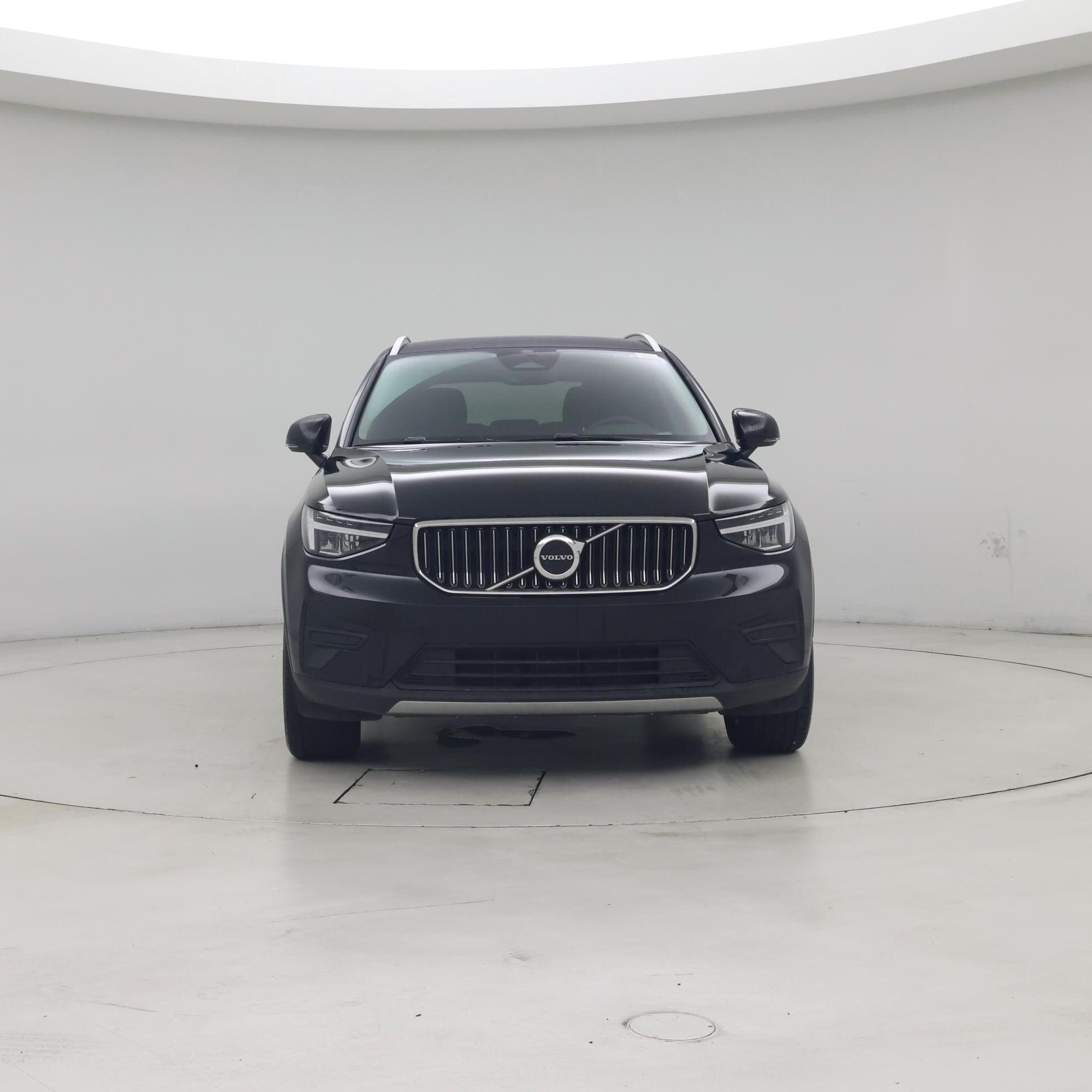 Thumbnail: 2025 Volvo XC40 - 5