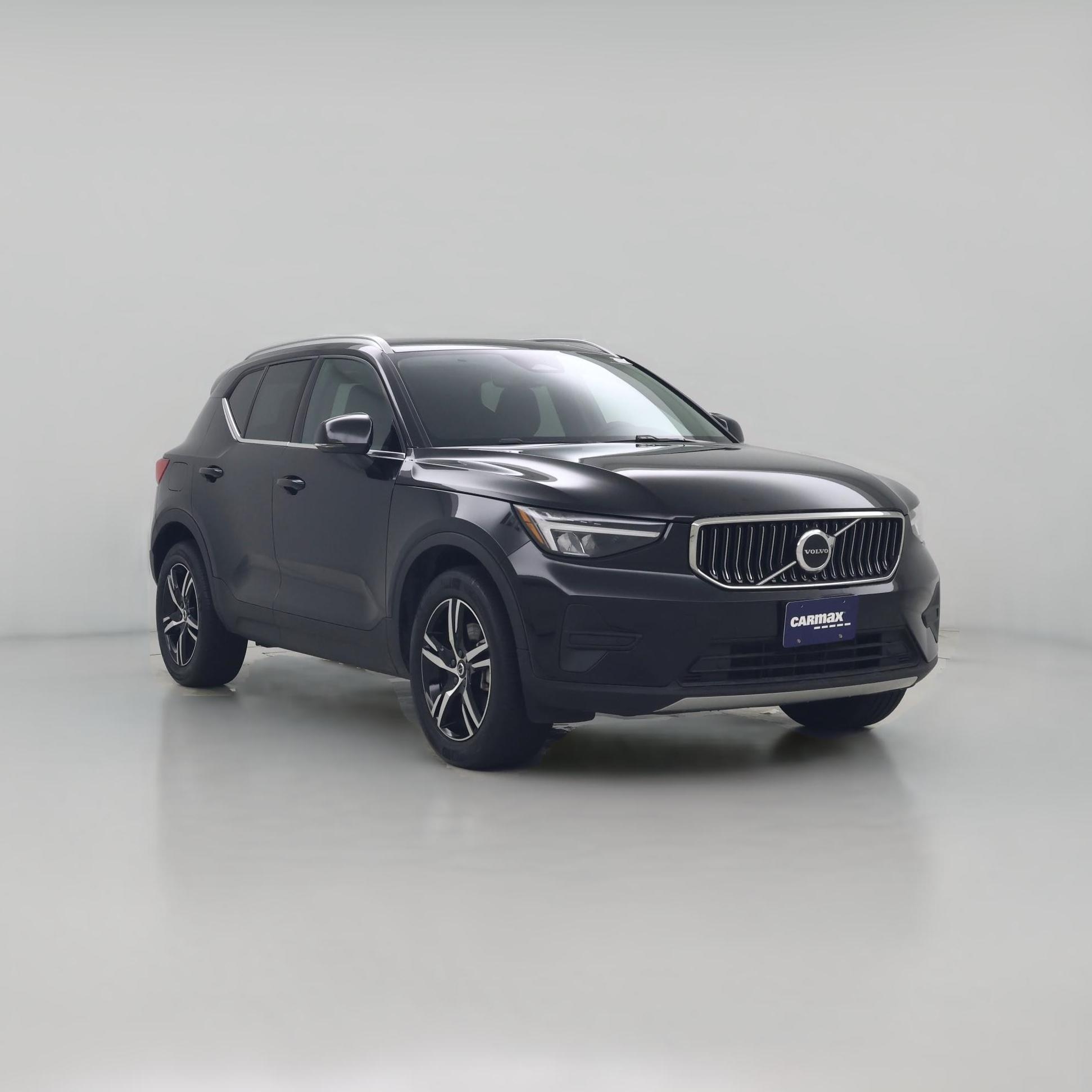 Thumbnail: 2025 Volvo XC40 - 1