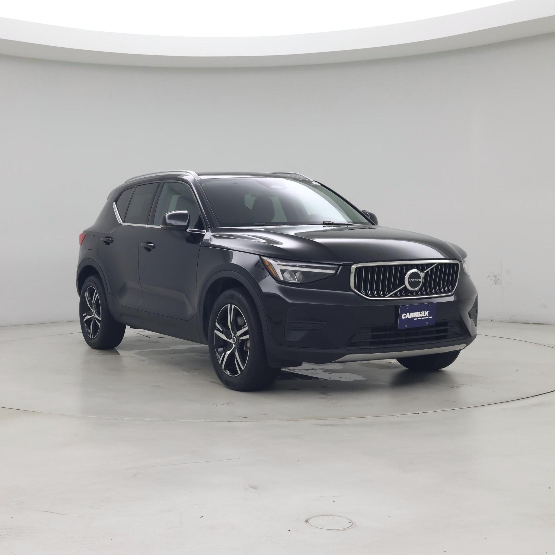 2025 Volvo XC40 B5 Core Bright Theme AWD