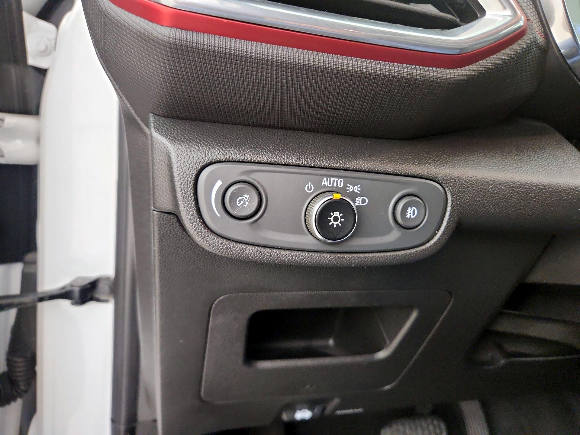 Thumbnail: 2022 Chevrolet TrailBlazer - 13