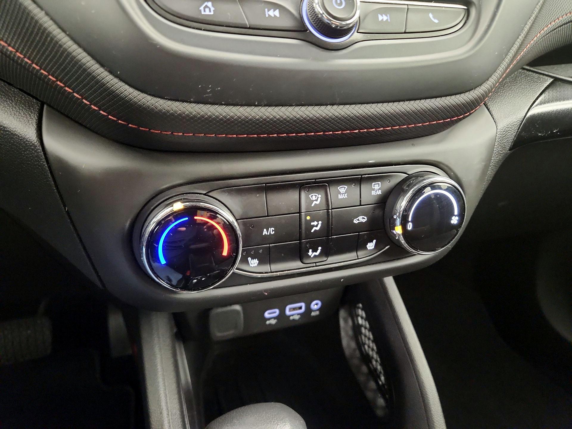 Thumbnail: 2022 Chevrolet TrailBlazer - 16