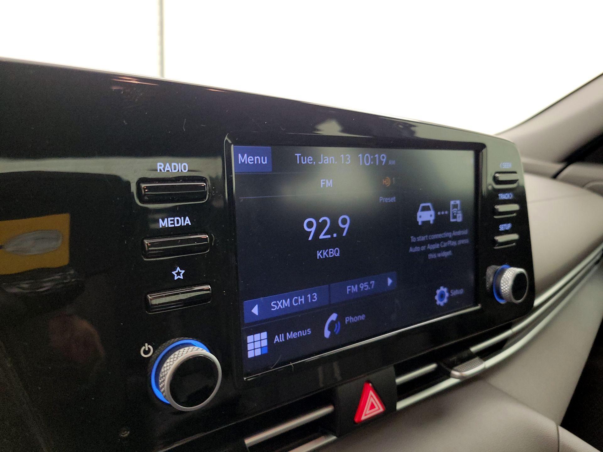 Thumbnail: 2022 Hyundai Elantra - 15