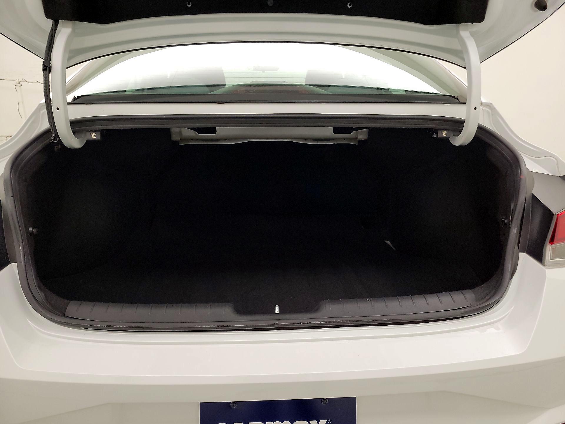 Thumbnail: 2022 Hyundai Elantra - 20