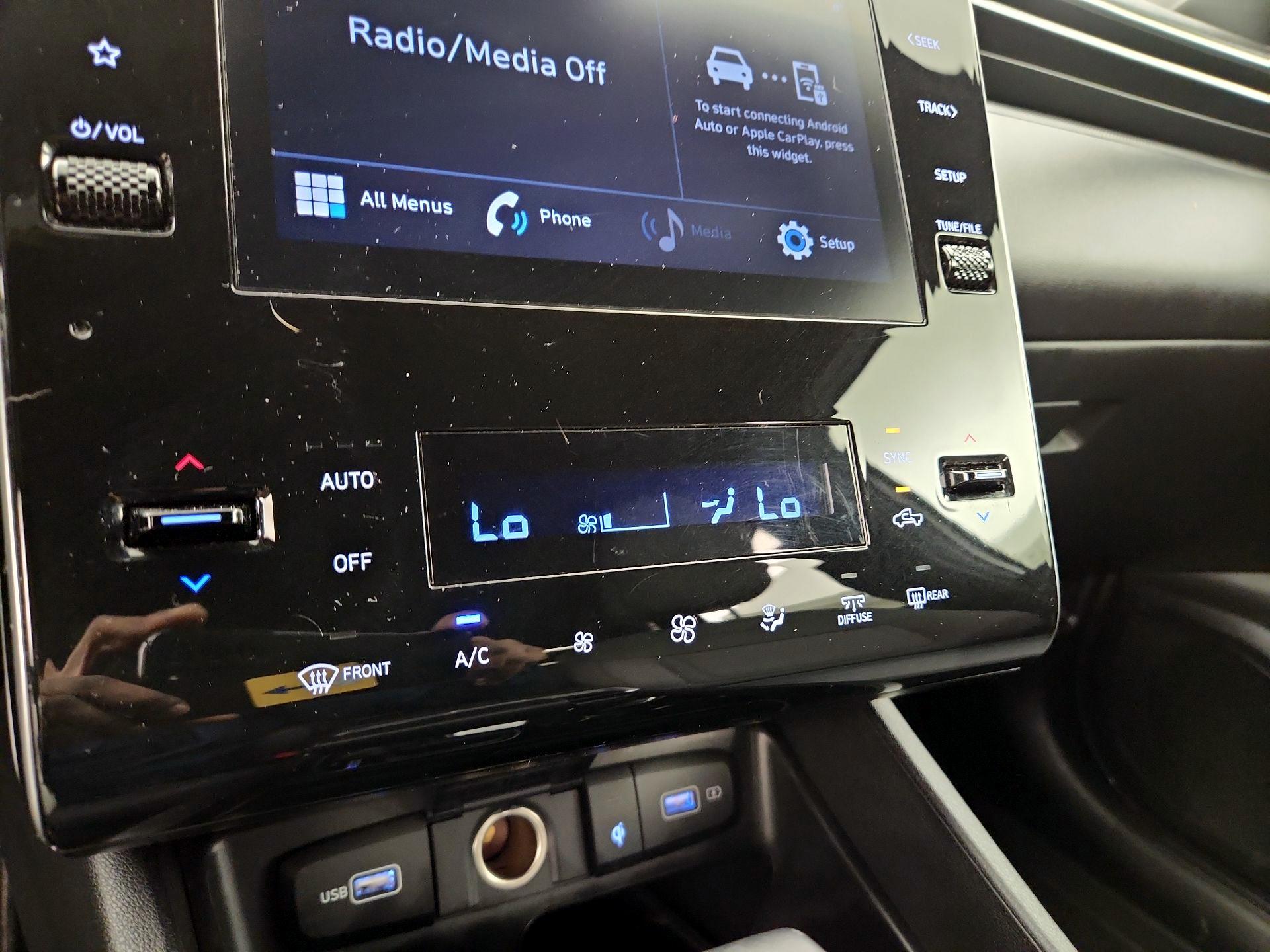 Thumbnail: 2022 Hyundai Santa Cruz - 16