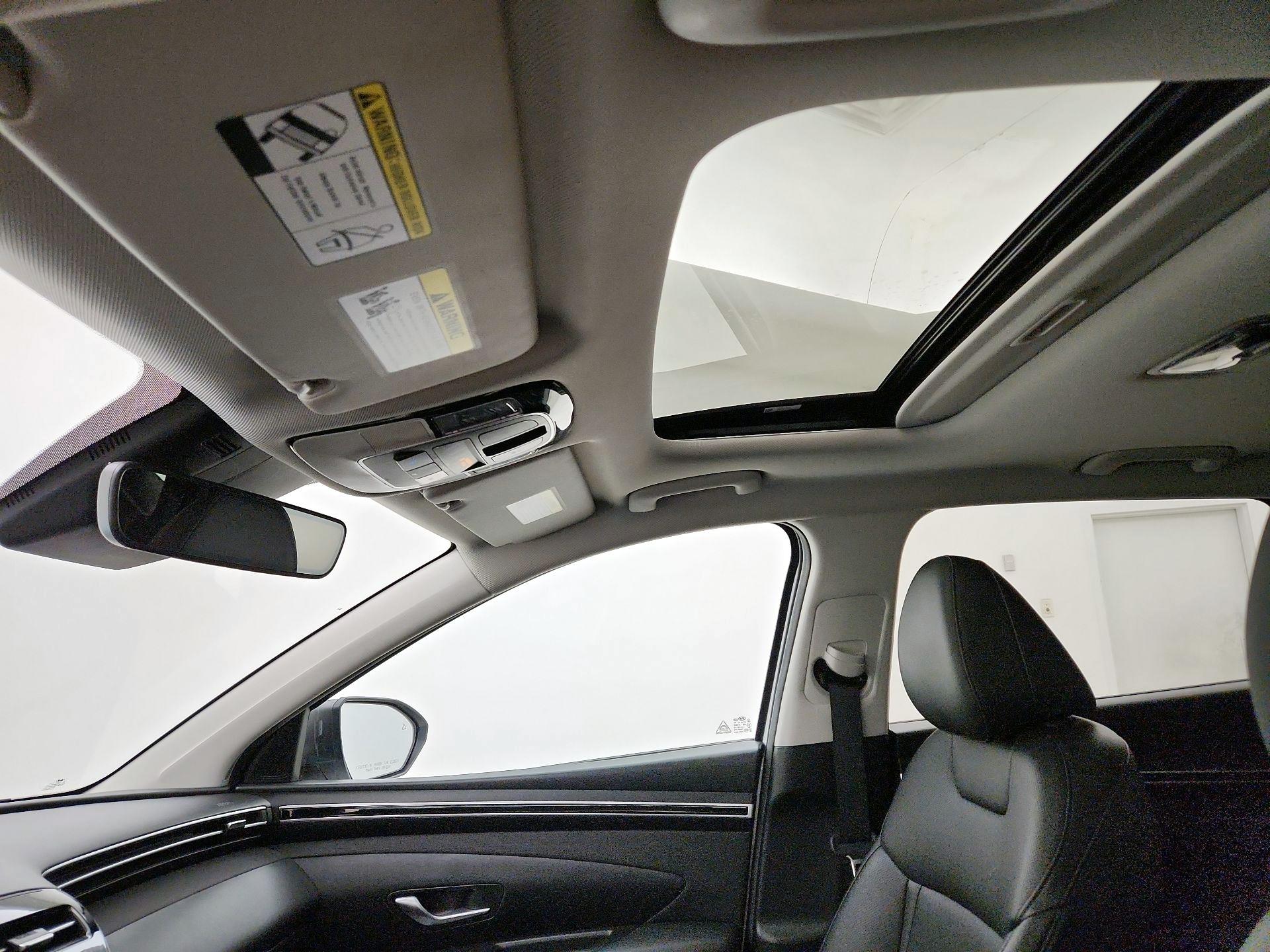 Thumbnail: 2023 Hyundai Tucson - 19