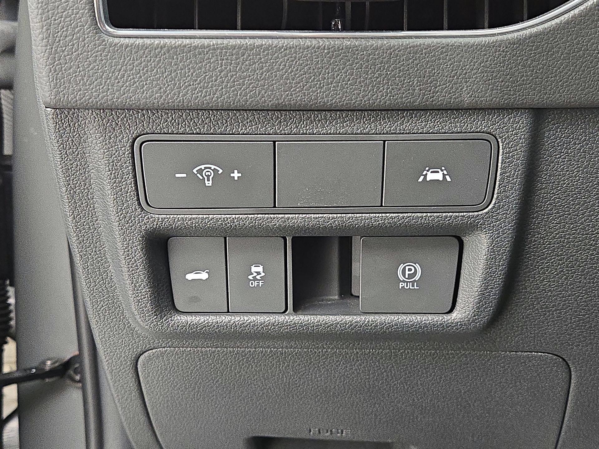 Thumbnail: 2023 Hyundai Sonata - 13